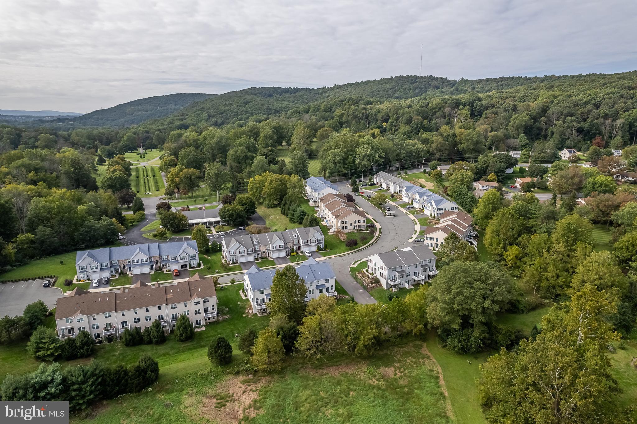 EXETER WOODS - Residential