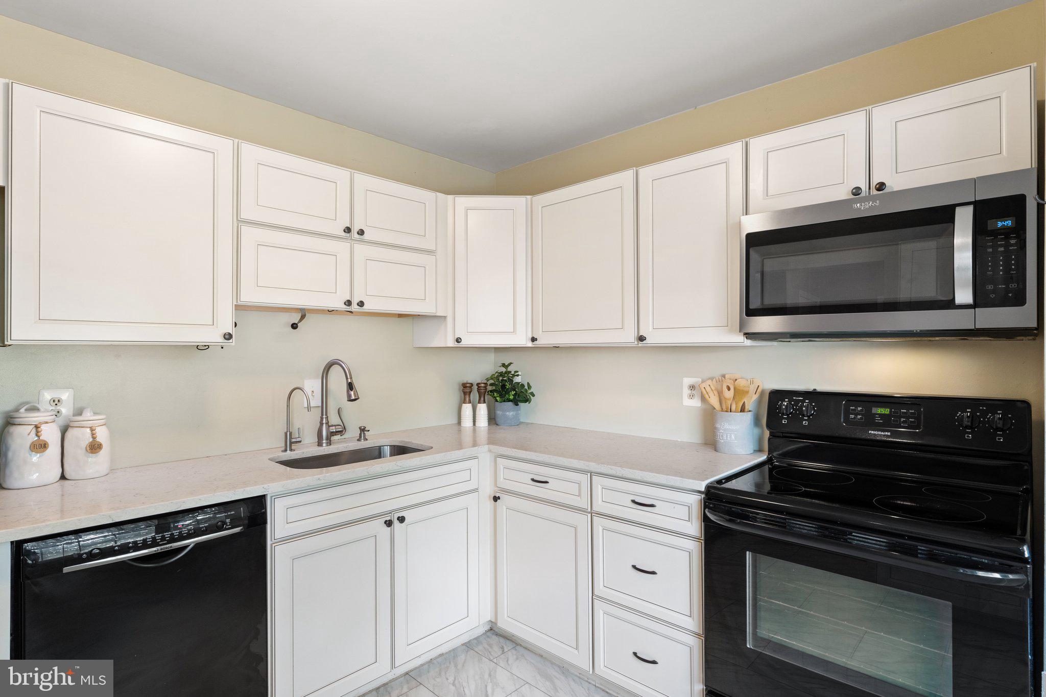 CANNON RIDGE - Residential