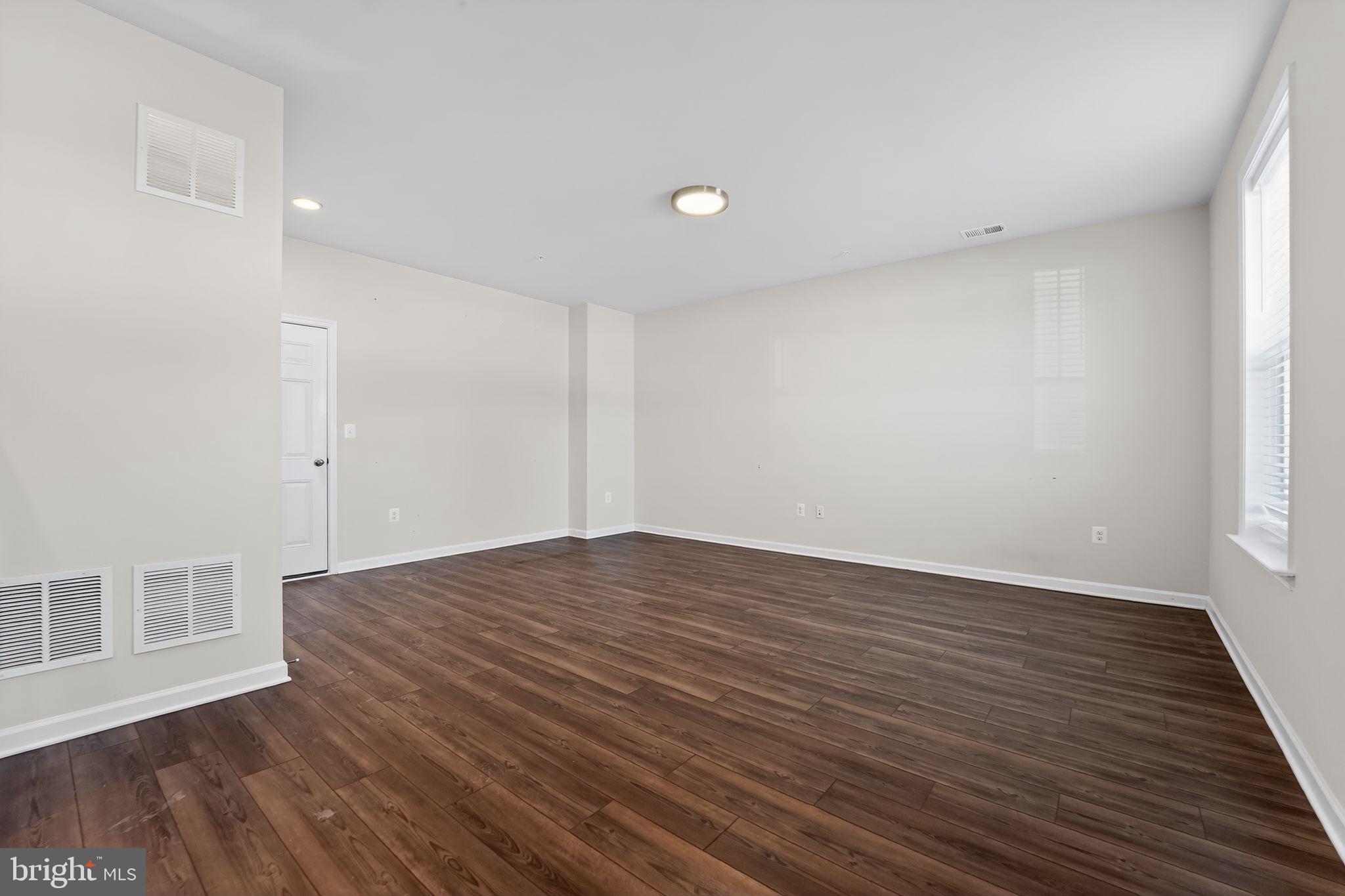 CANTERBURY STATION - Residential