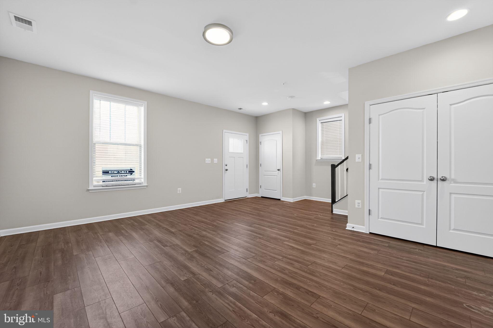 CANTERBURY STATION - Residential