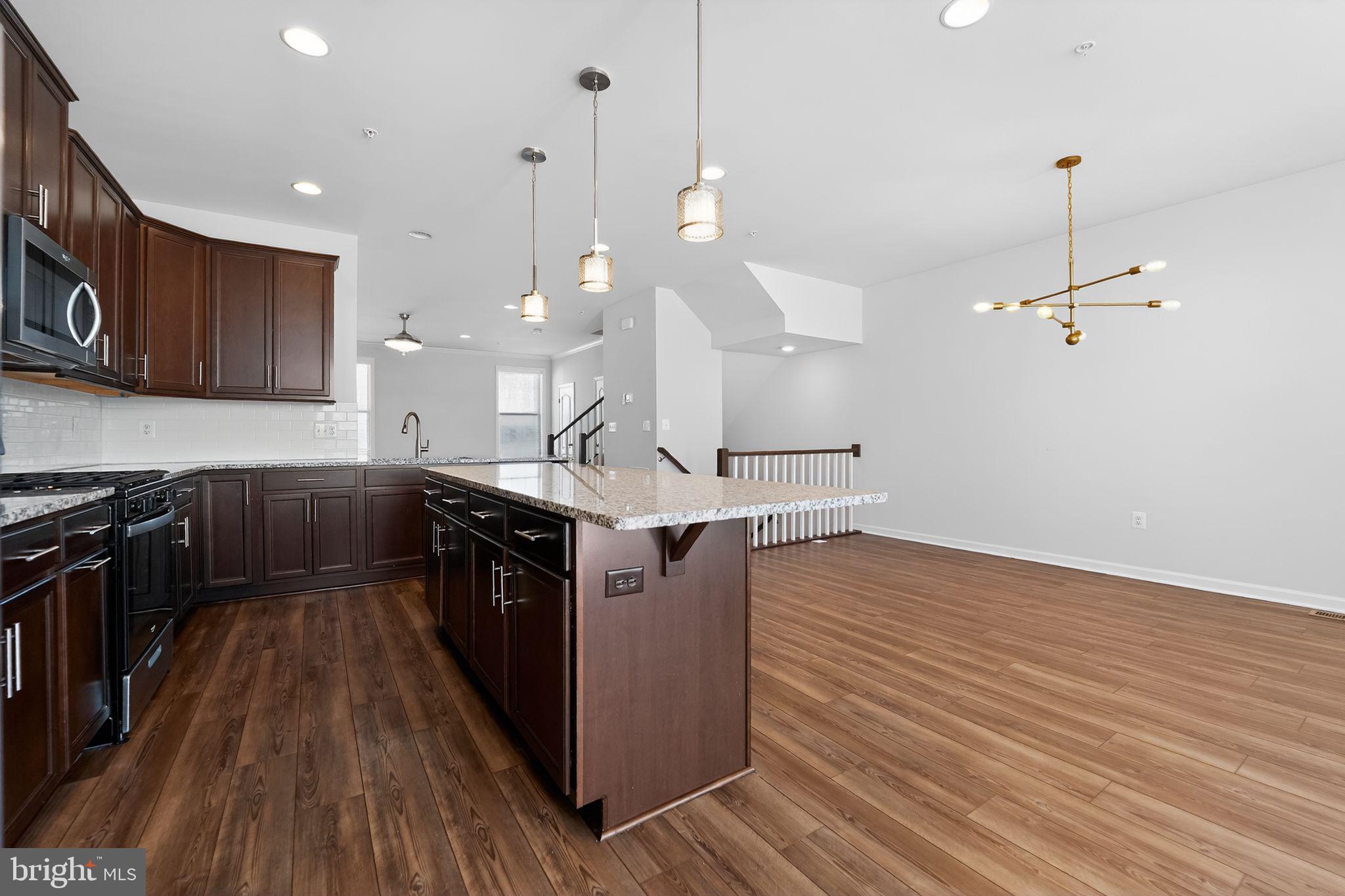 CANTERBURY STATION - Residential