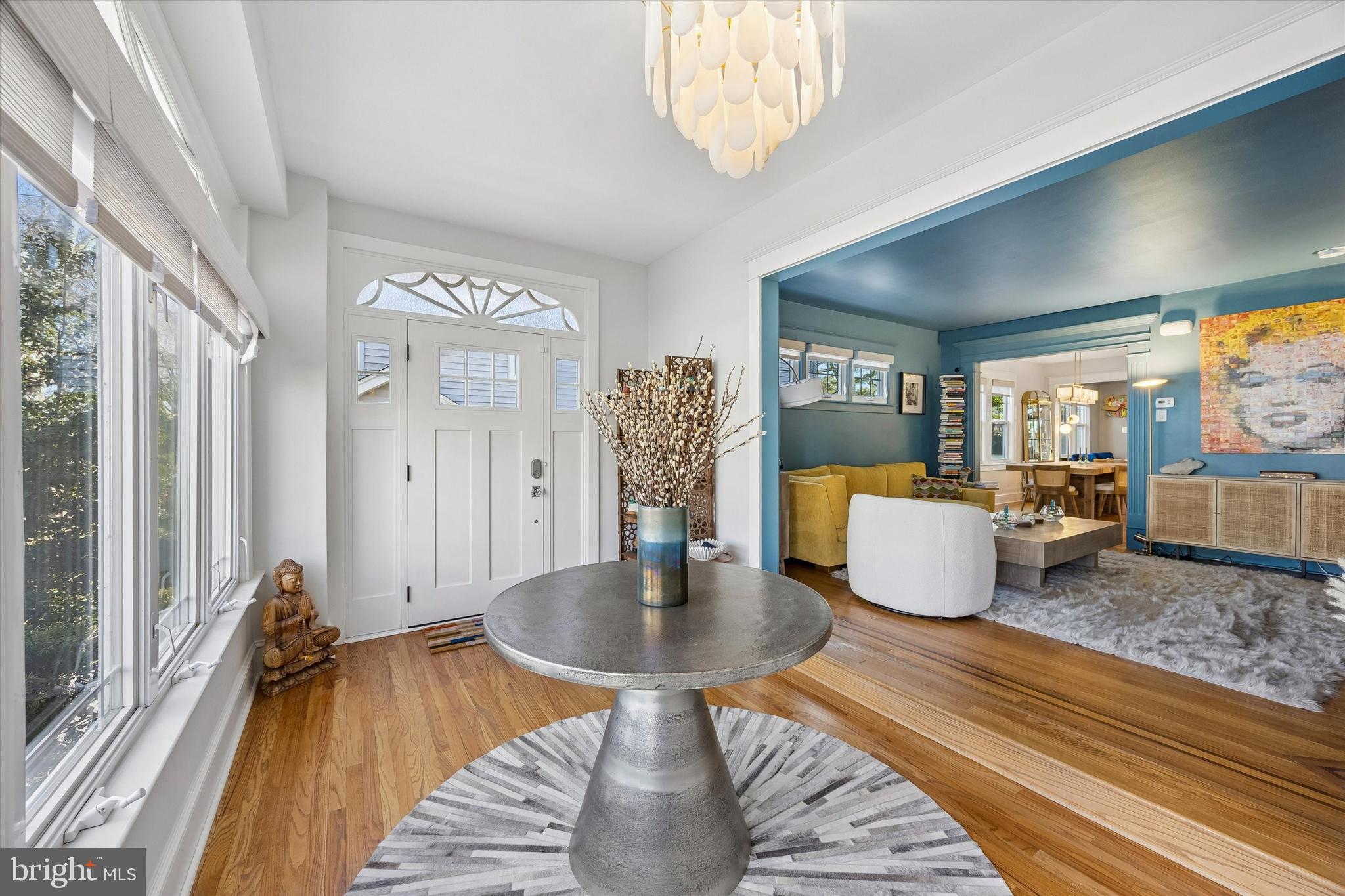 536 COUNTRY CLUB LANE