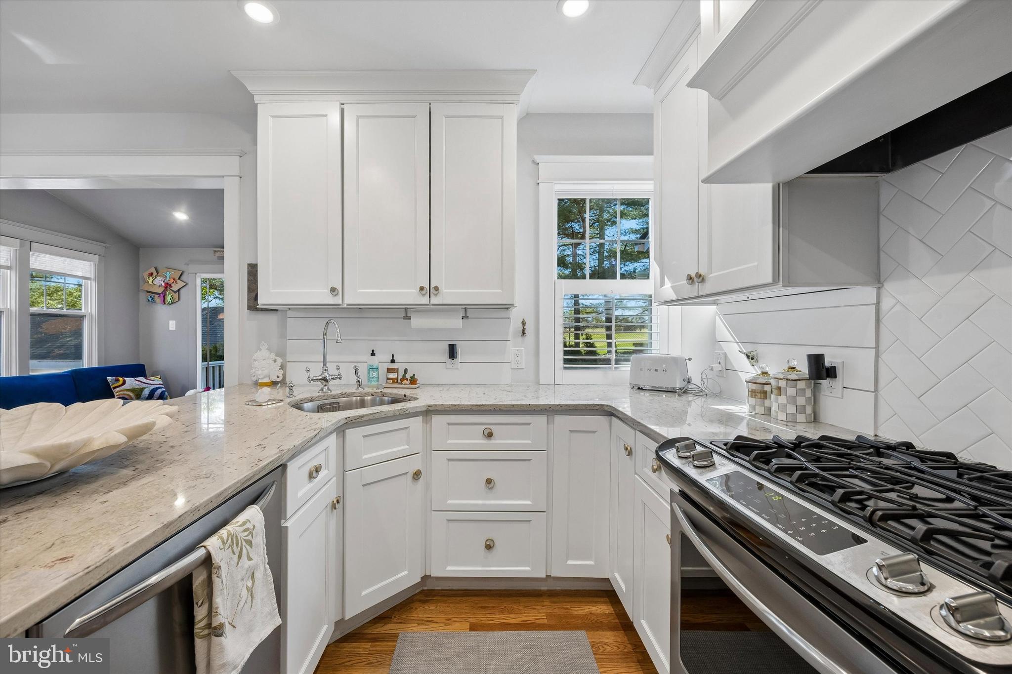 LLANERCH - Residential