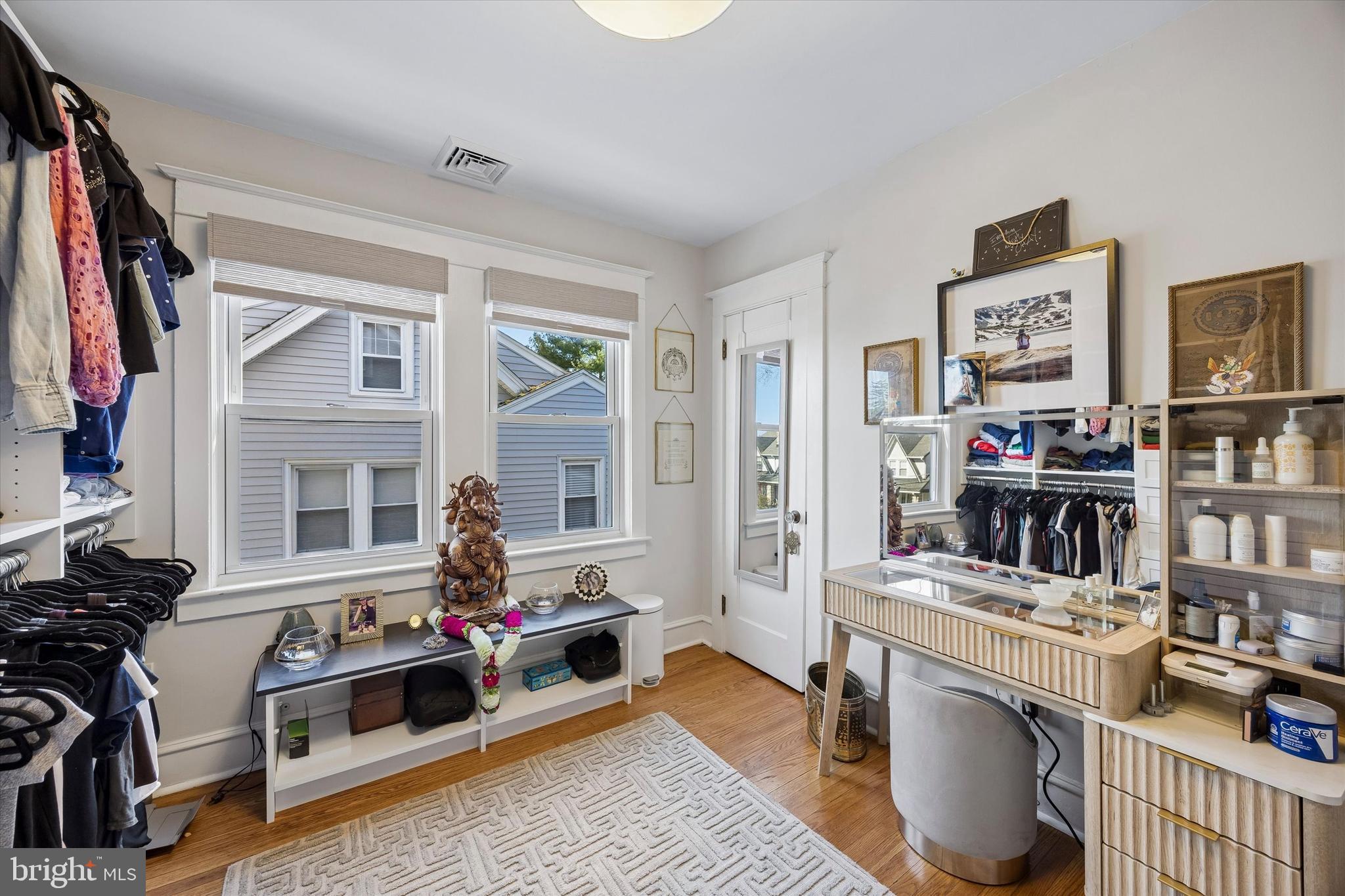 LLANERCH - Residential