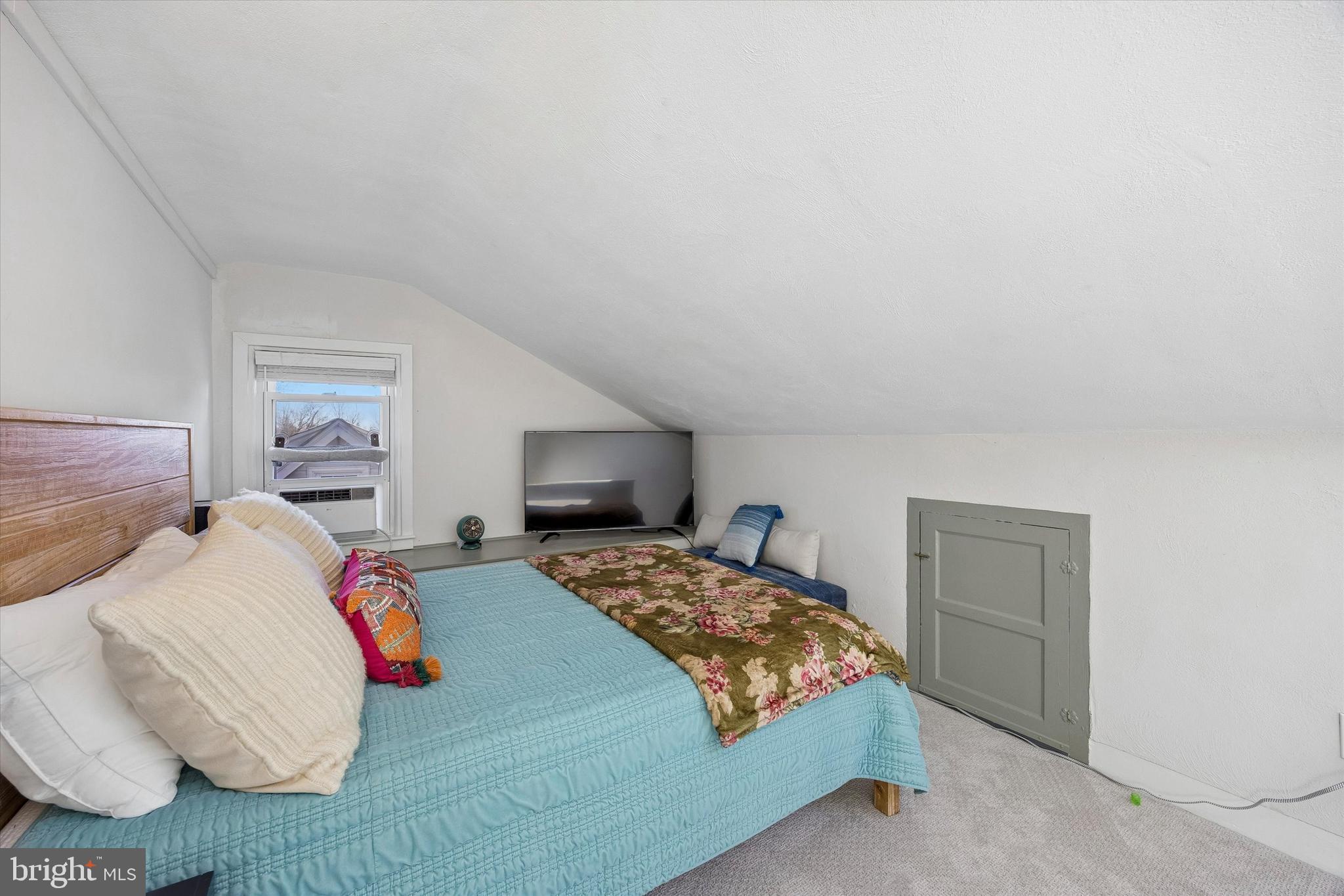 LLANERCH - Residential