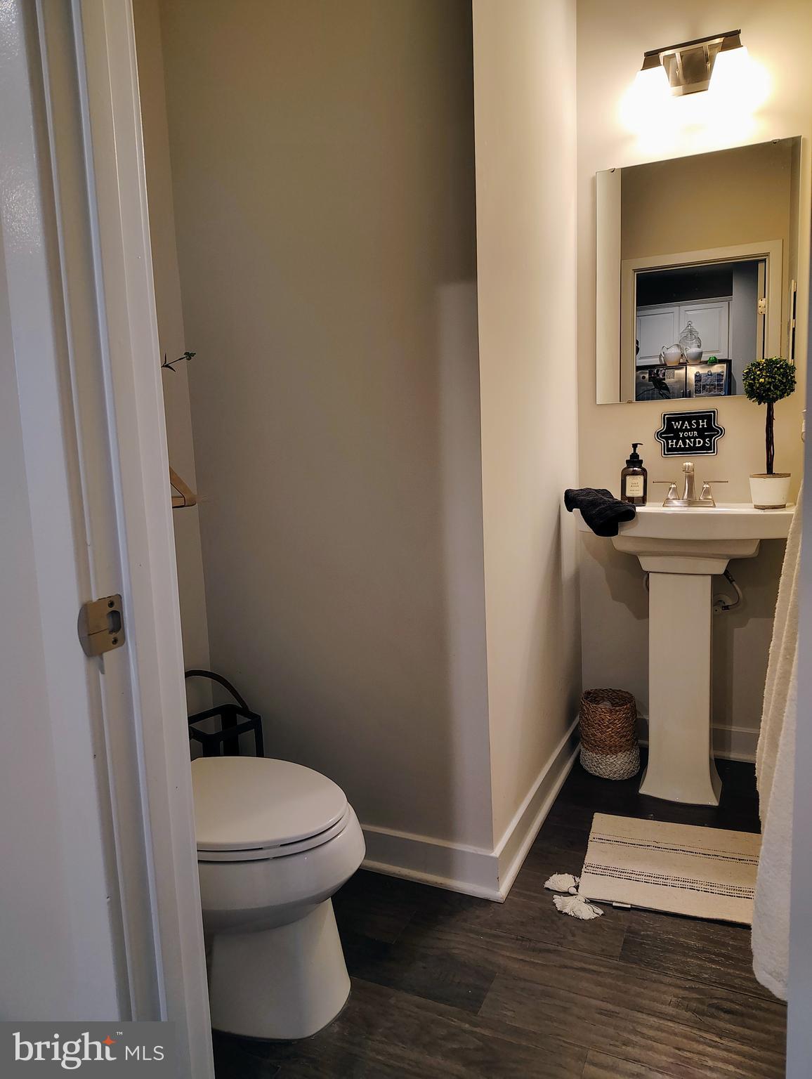 LAKE LINGANORE OAKDALE - Residential Lease