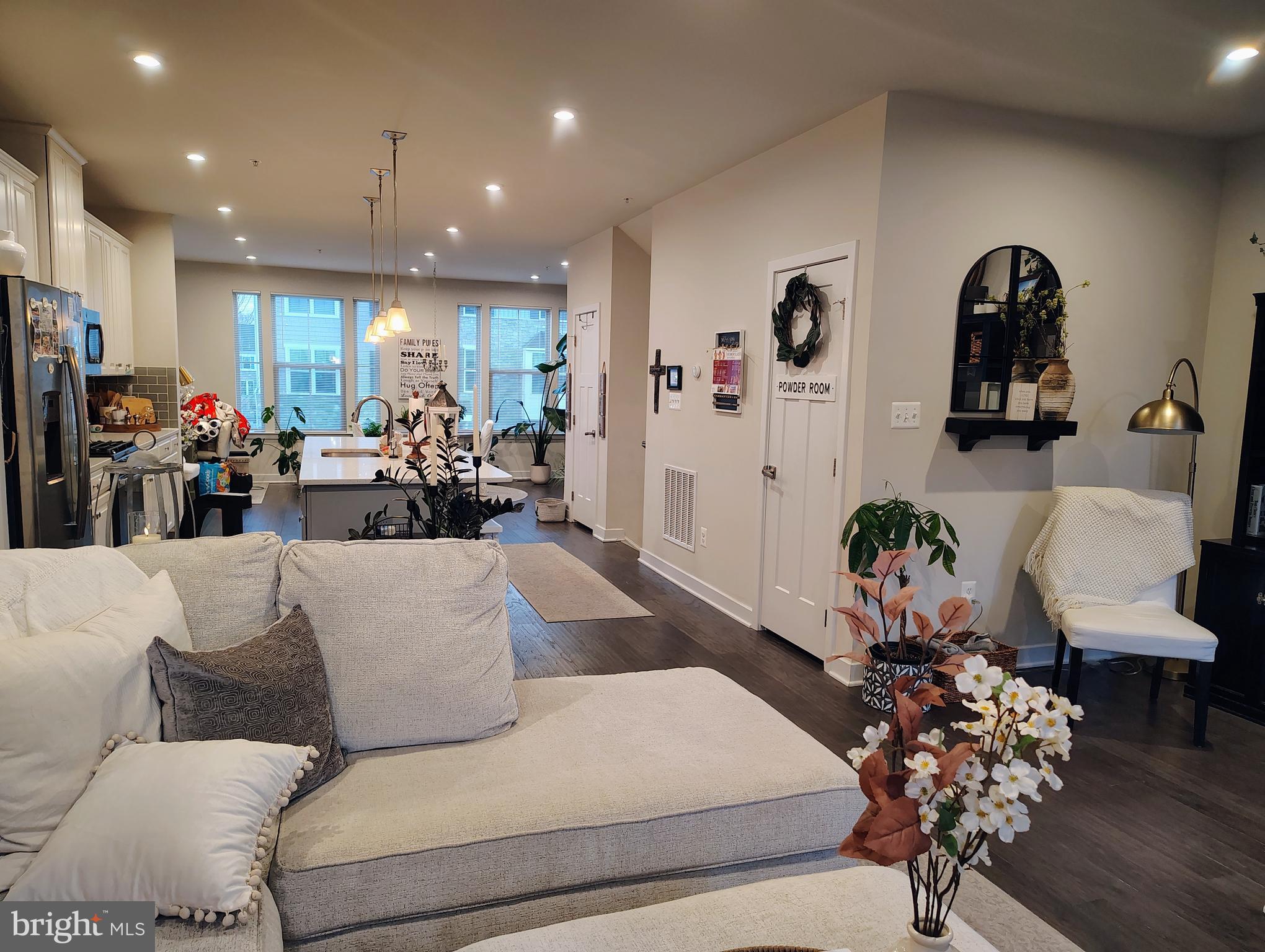 LAKE LINGANORE OAKDALE - Residential Lease