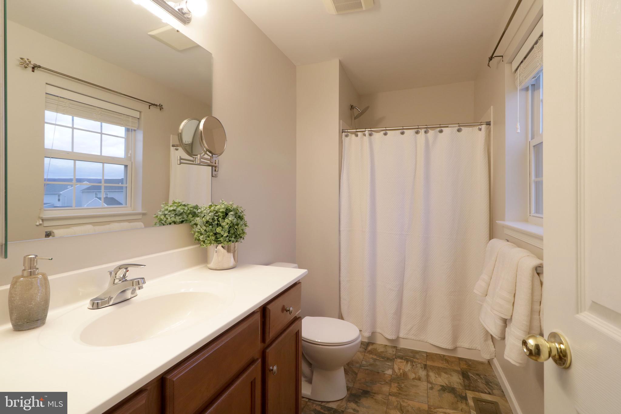 AMBERLEIGH - Residential