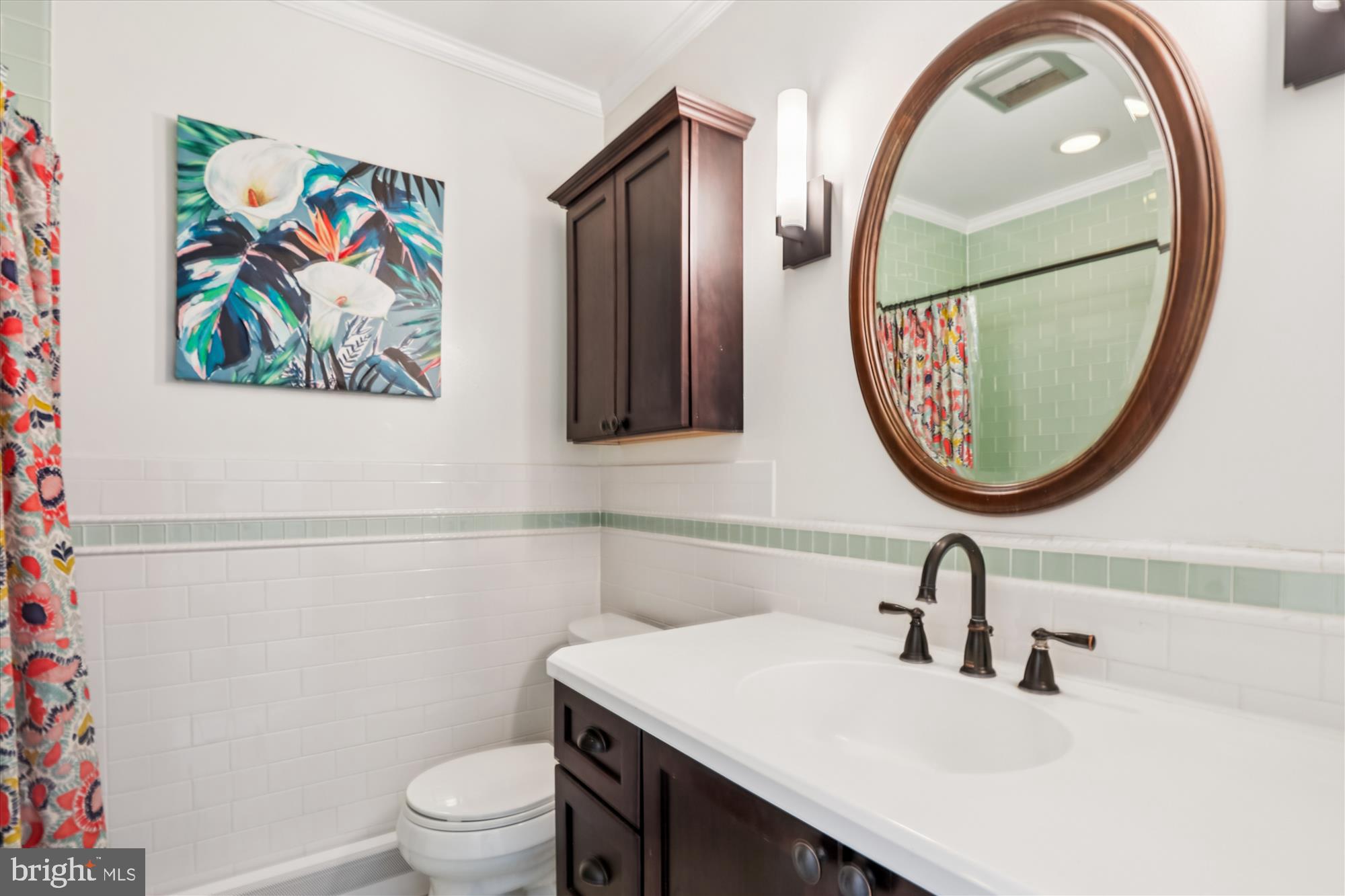 VALEWOOD MANOR - Residential