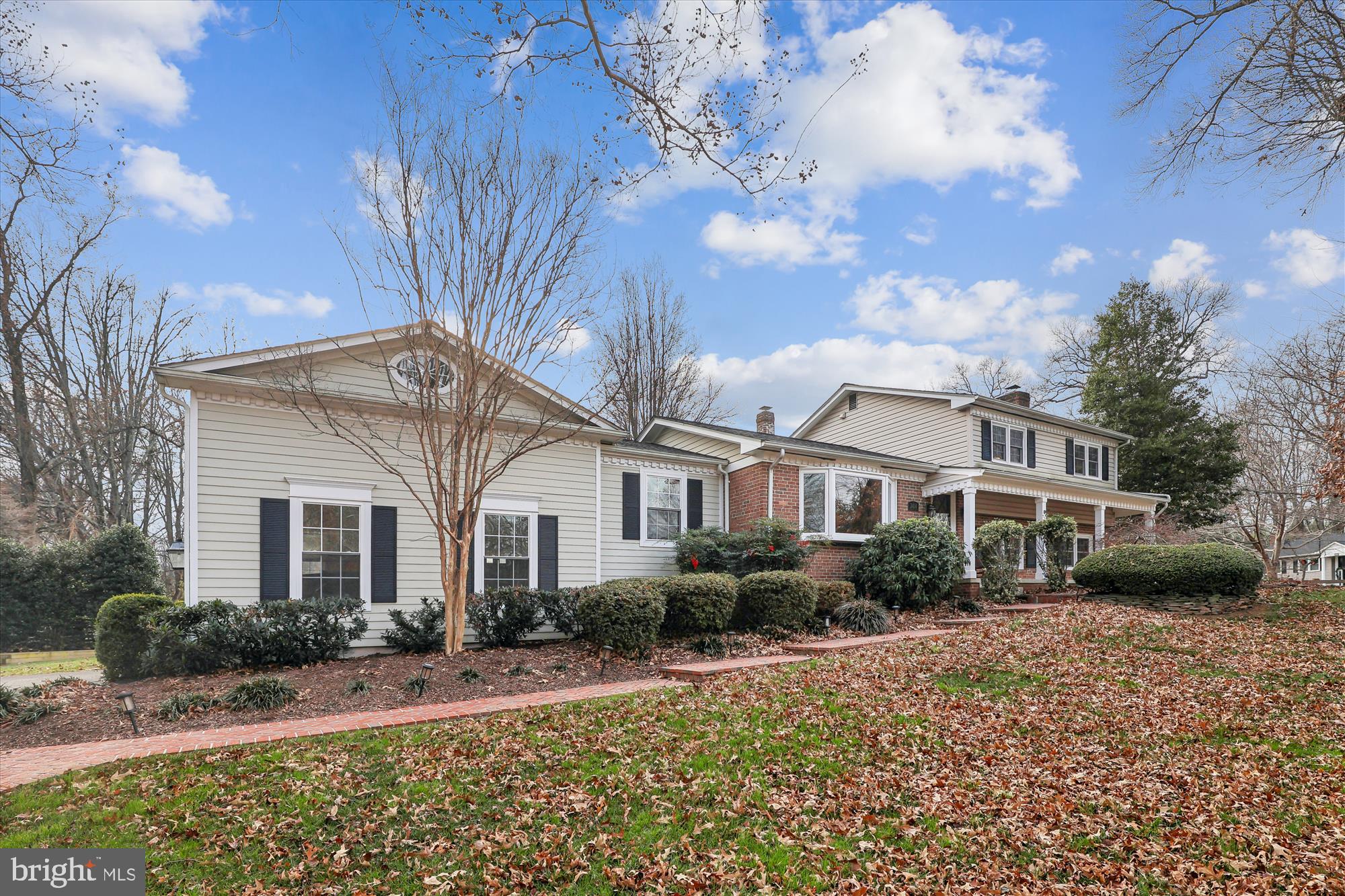 VALEWOOD MANOR - Residential