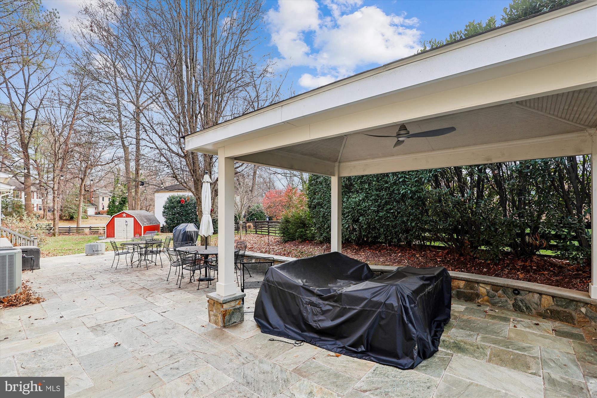 VALEWOOD MANOR - Residential