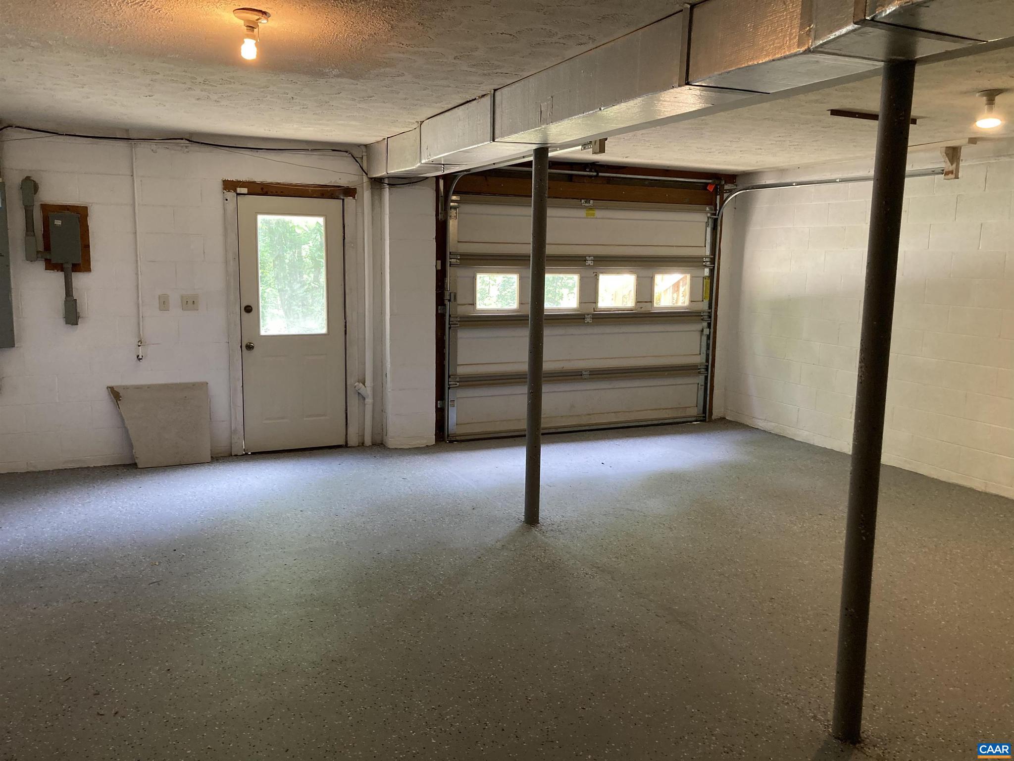 UNKNOWN - Residential Lease