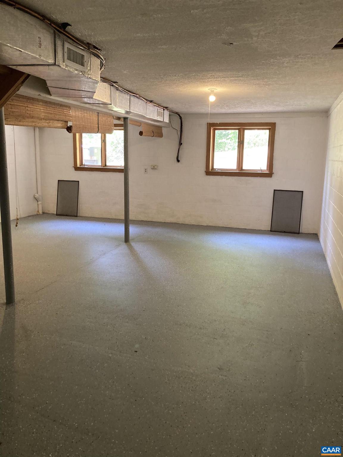 UNKNOWN - Residential Lease