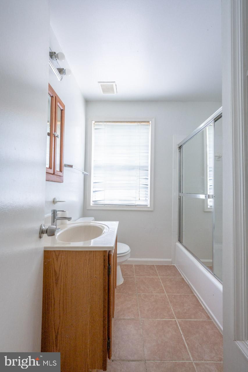 WAVERLY CONDOMINIUMS - Residential