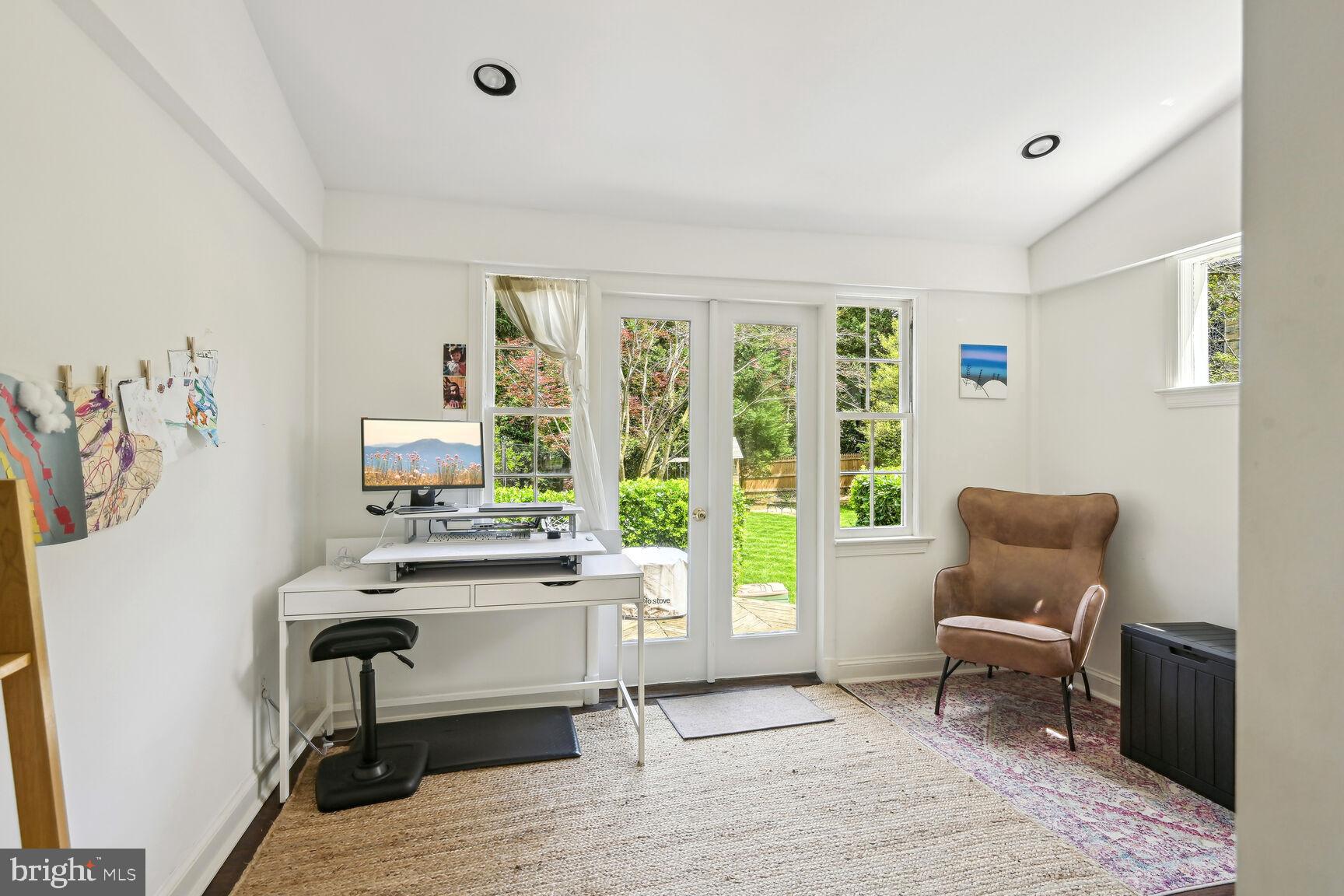 CHEVY CHASE - Residential