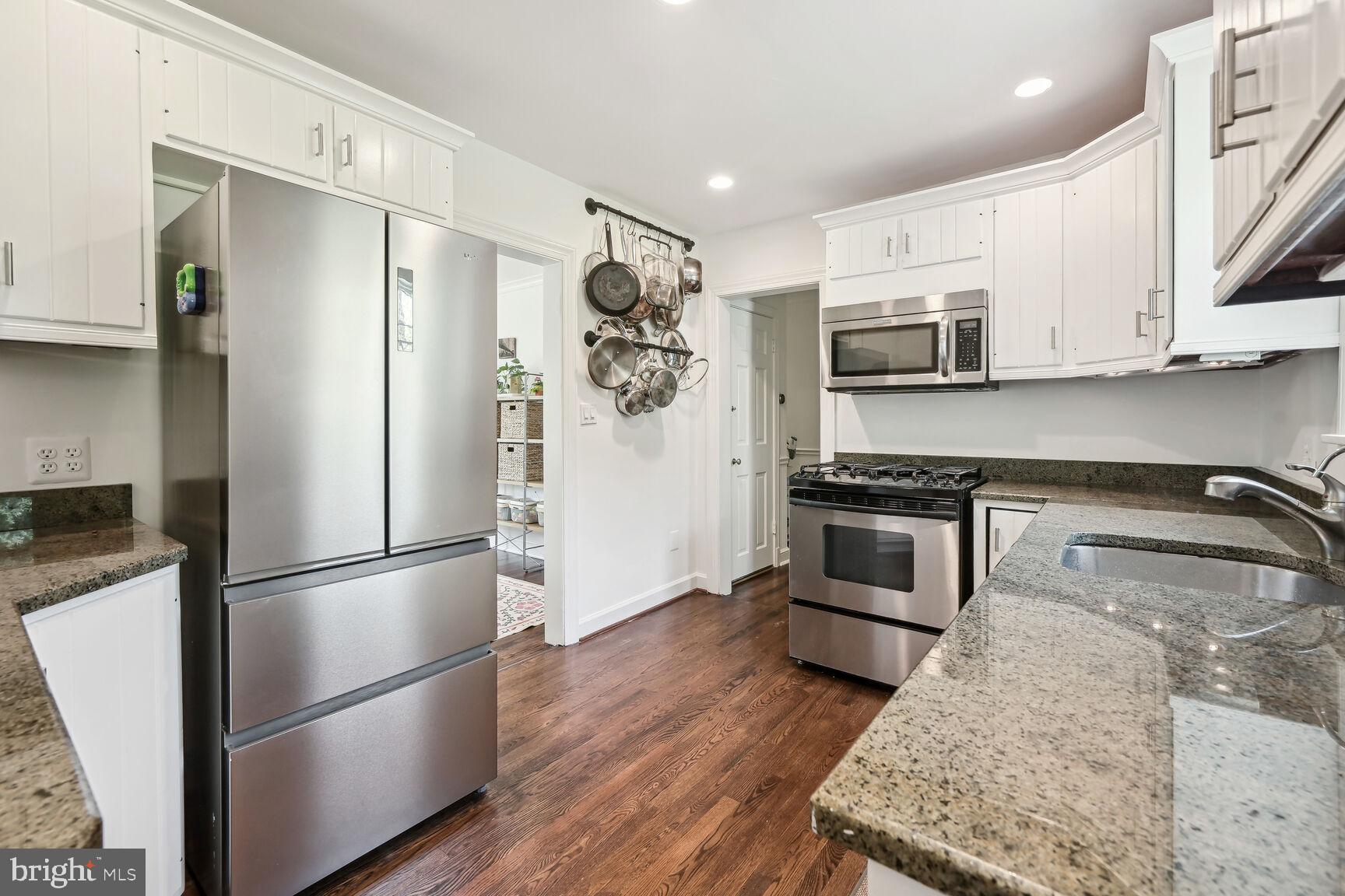 CHEVY CHASE - Residential