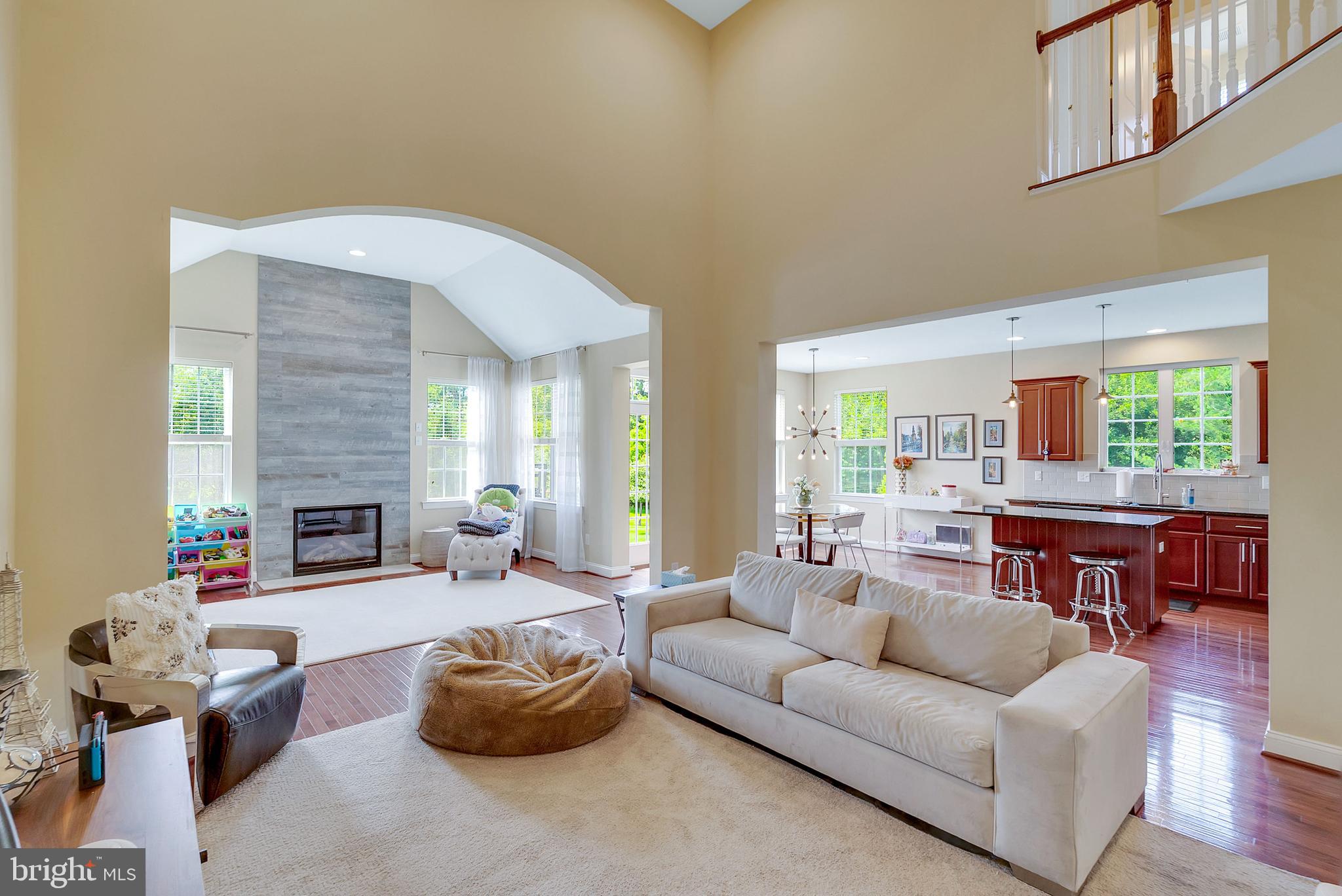 3017 BAINBRIDGE DRIVE