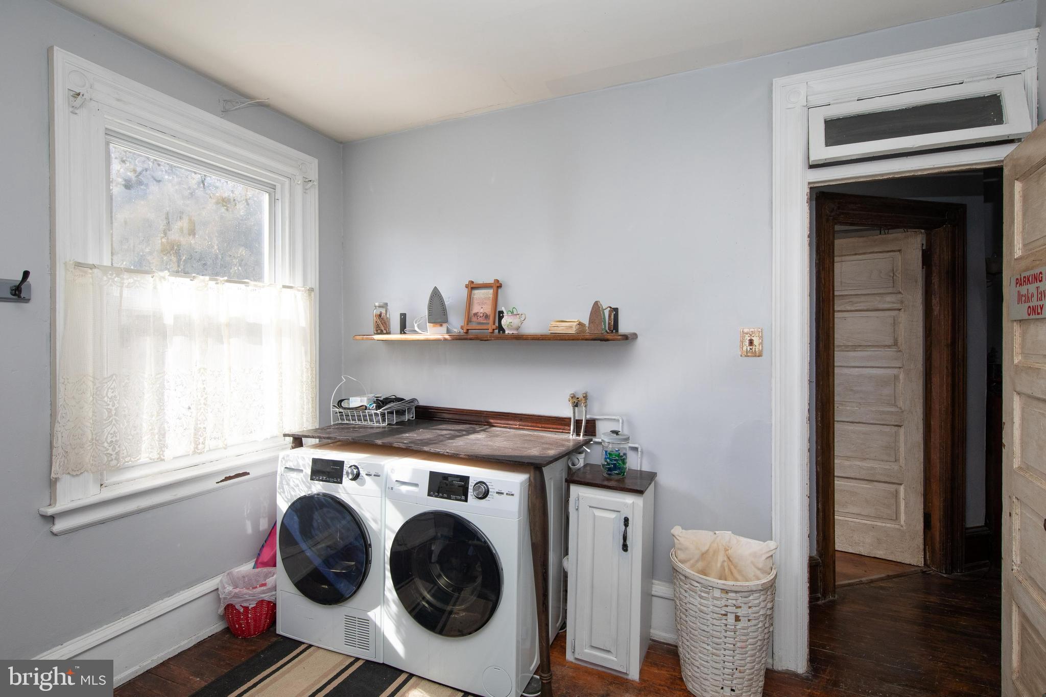 JENKINTOWN - Residential