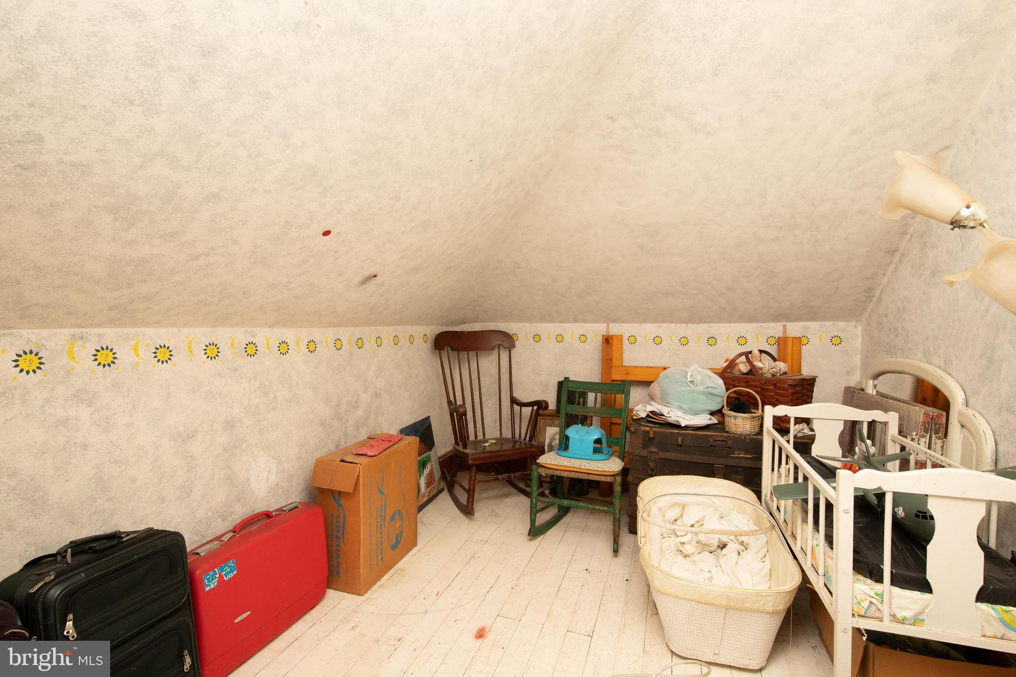 JENKINTOWN - Residential