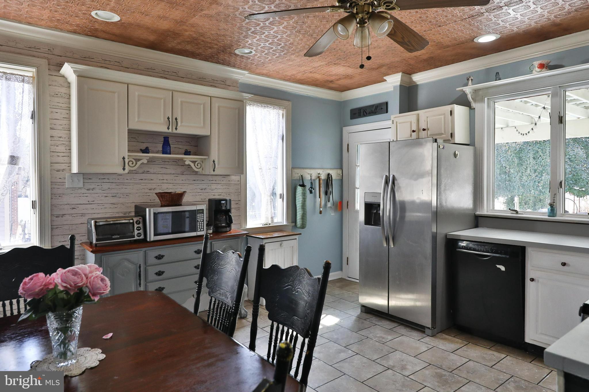 JENKINTOWN - Residential