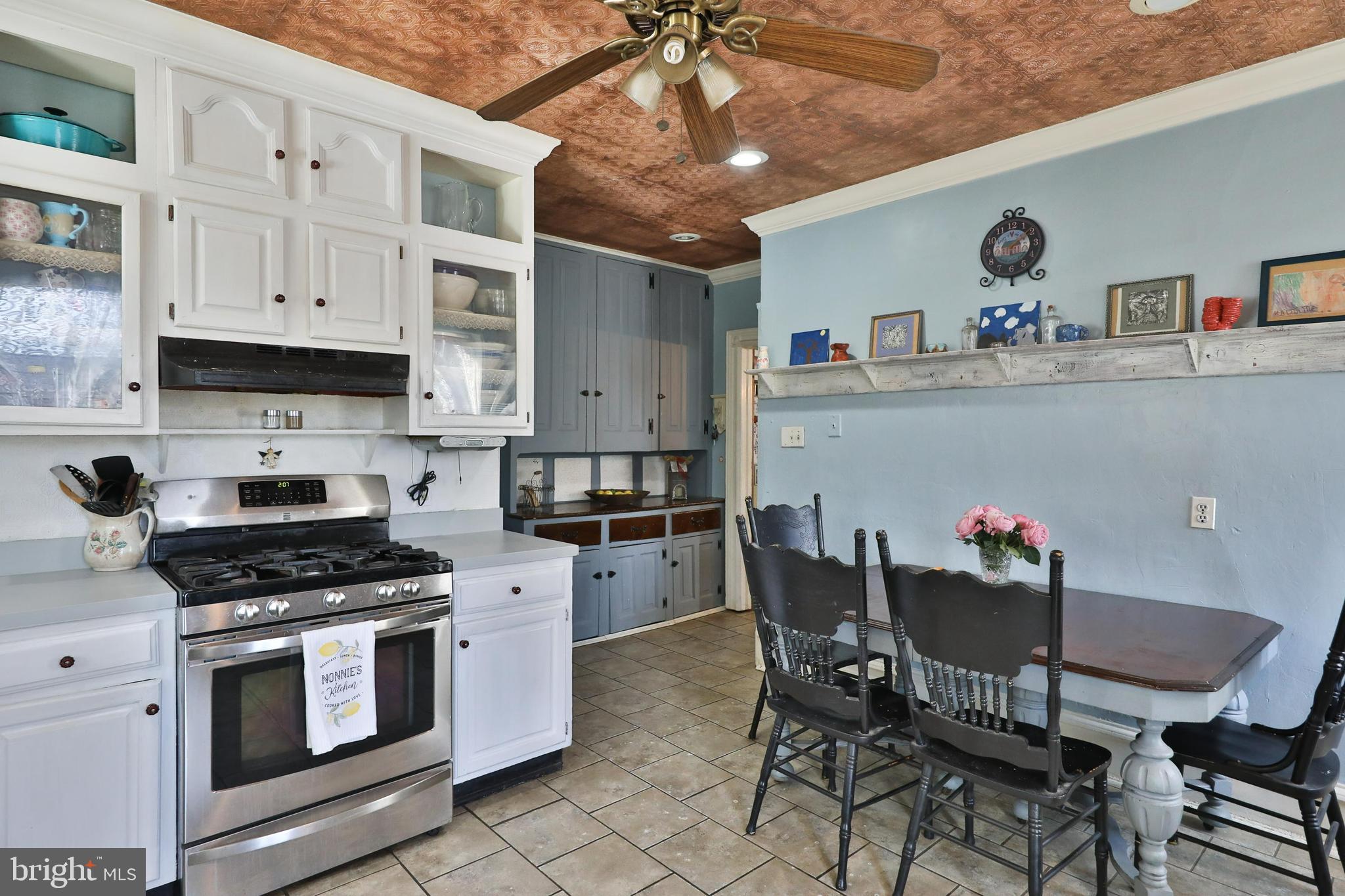 JENKINTOWN - Residential