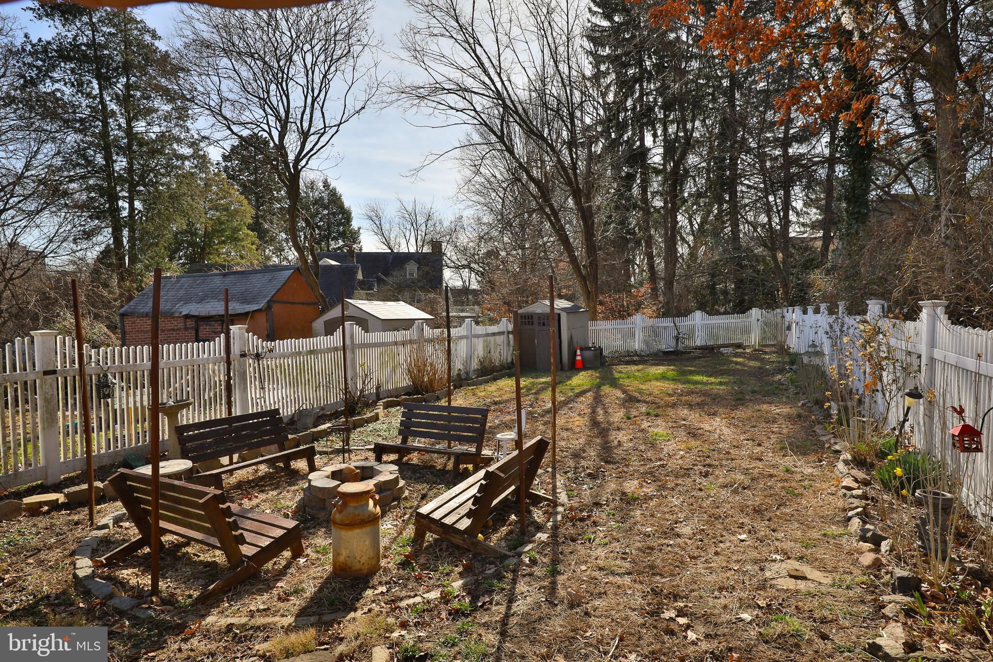 JENKINTOWN - Residential