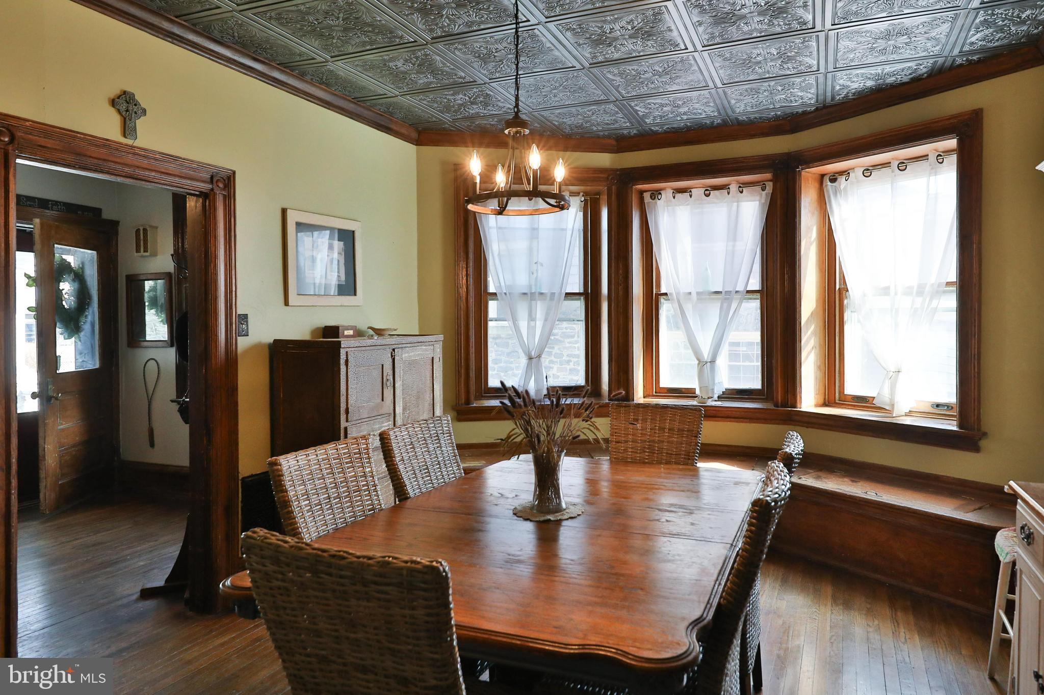 JENKINTOWN - Residential