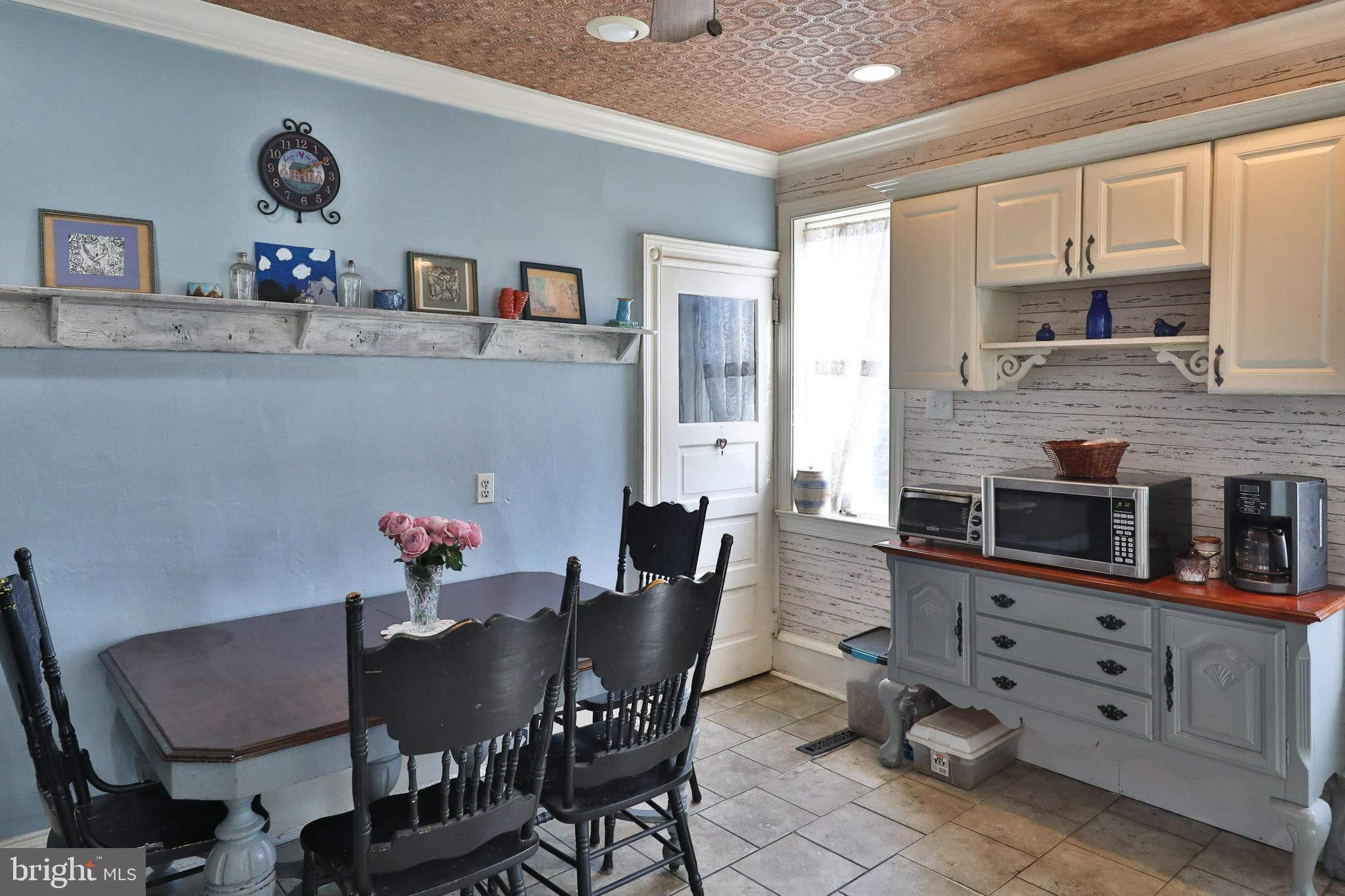 JENKINTOWN - Residential