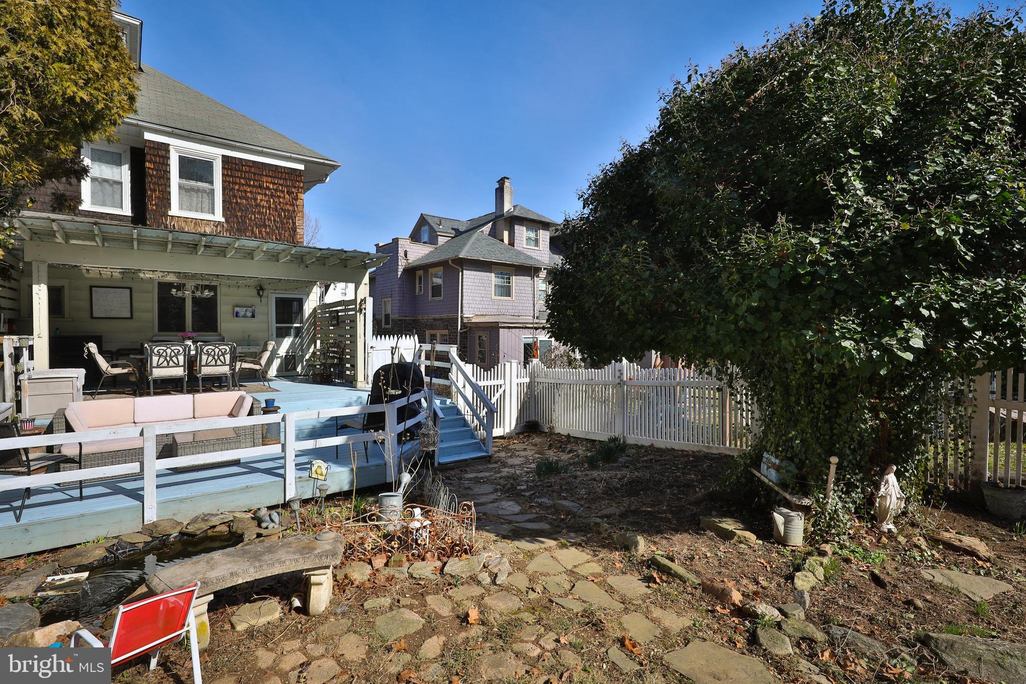 JENKINTOWN - Residential