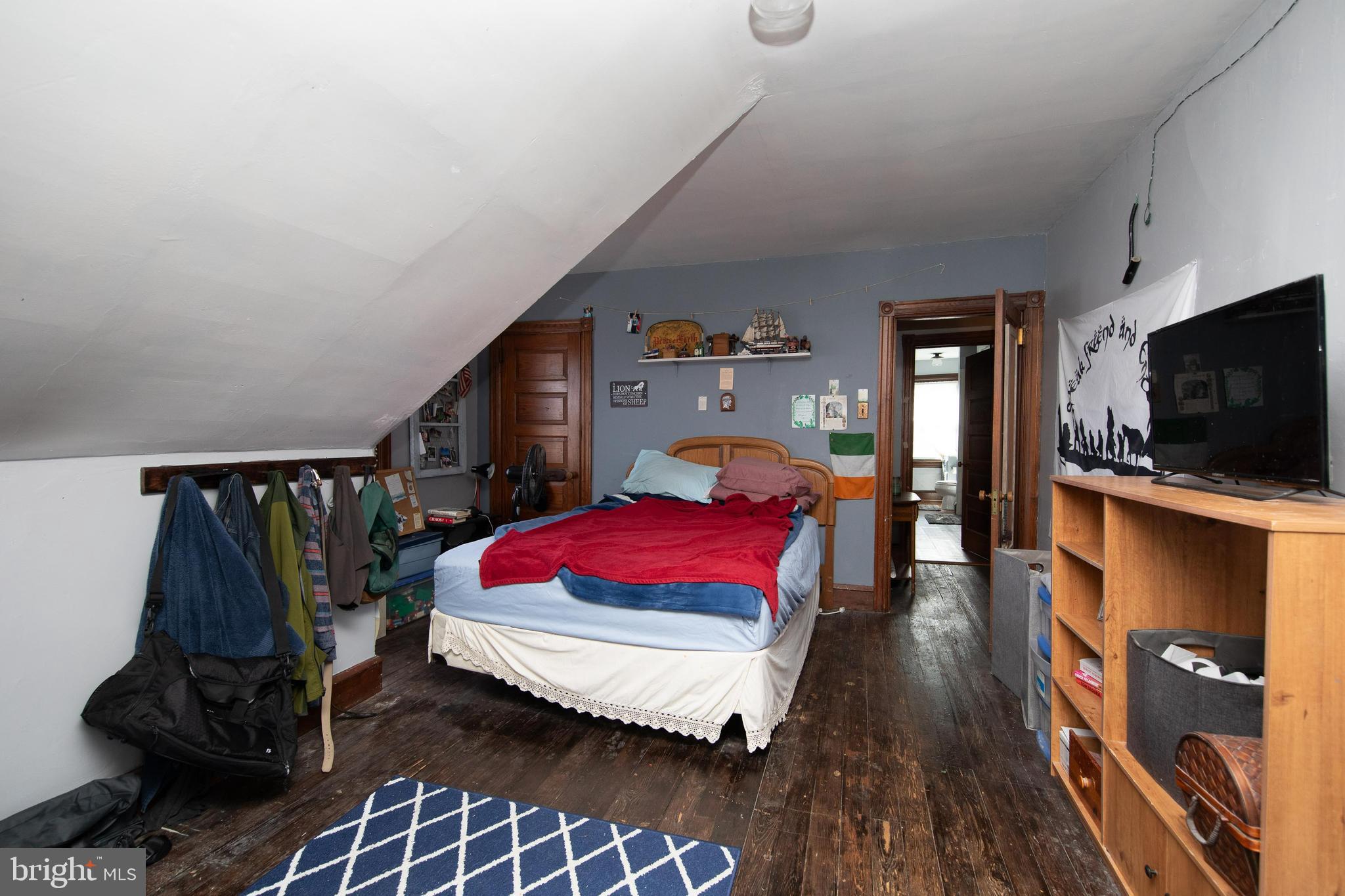 JENKINTOWN - Residential