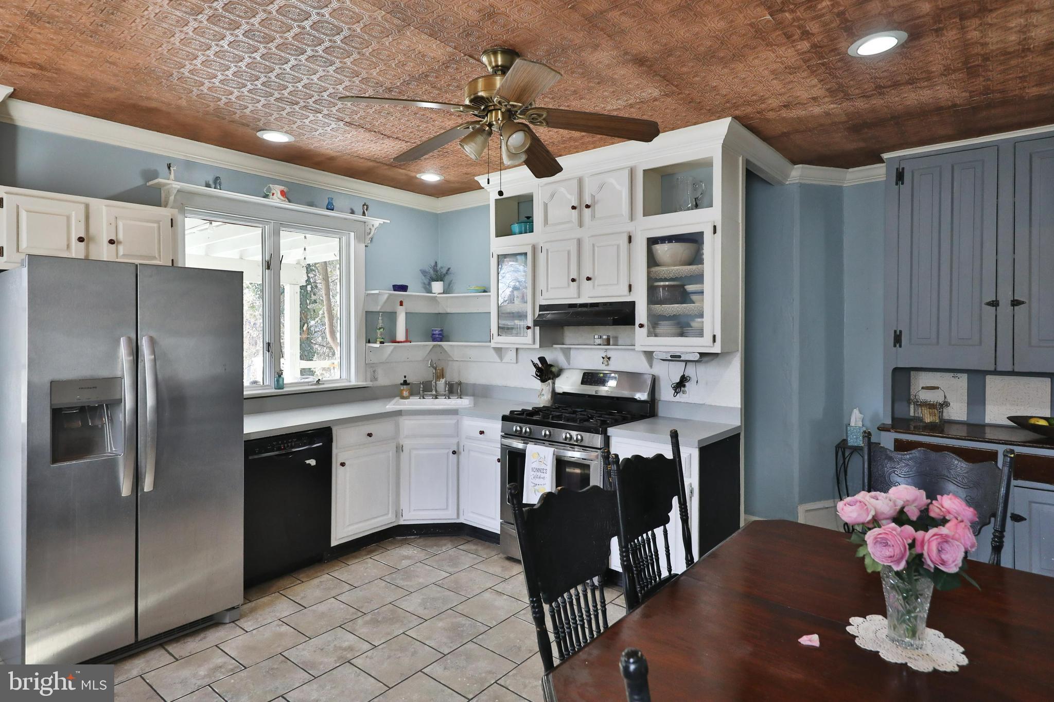 JENKINTOWN - Residential