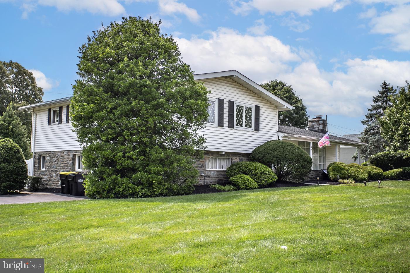 1930 HEMLOCK ROAD