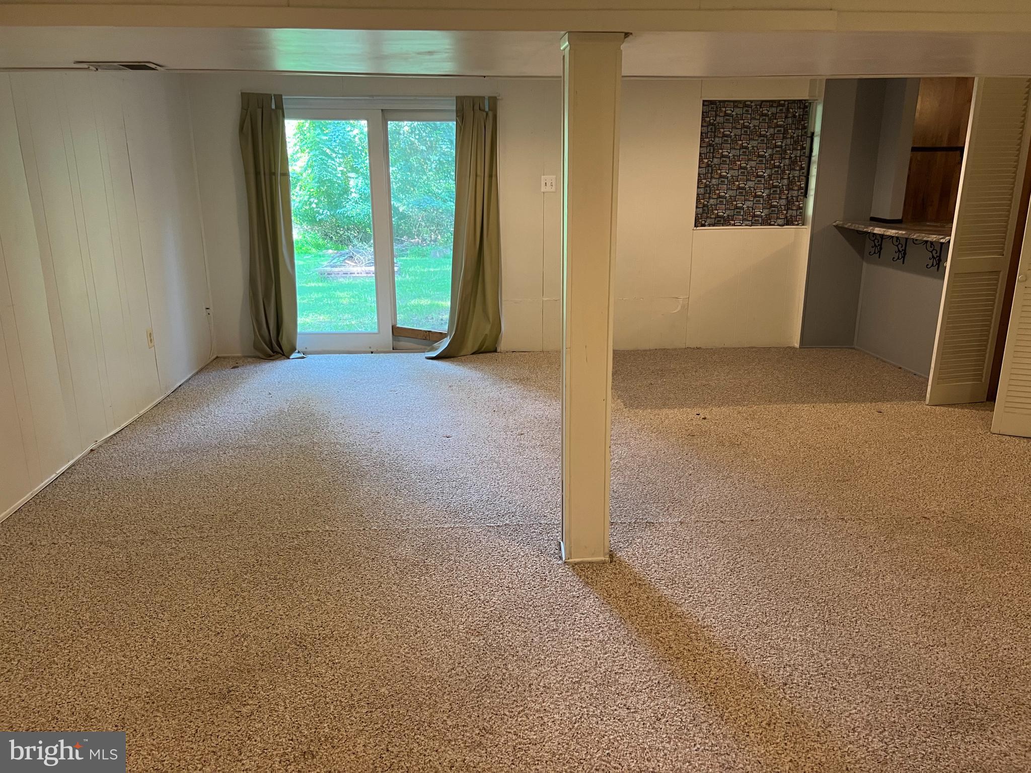 VILLAGE OF OWEN BROWN - Residential Lease