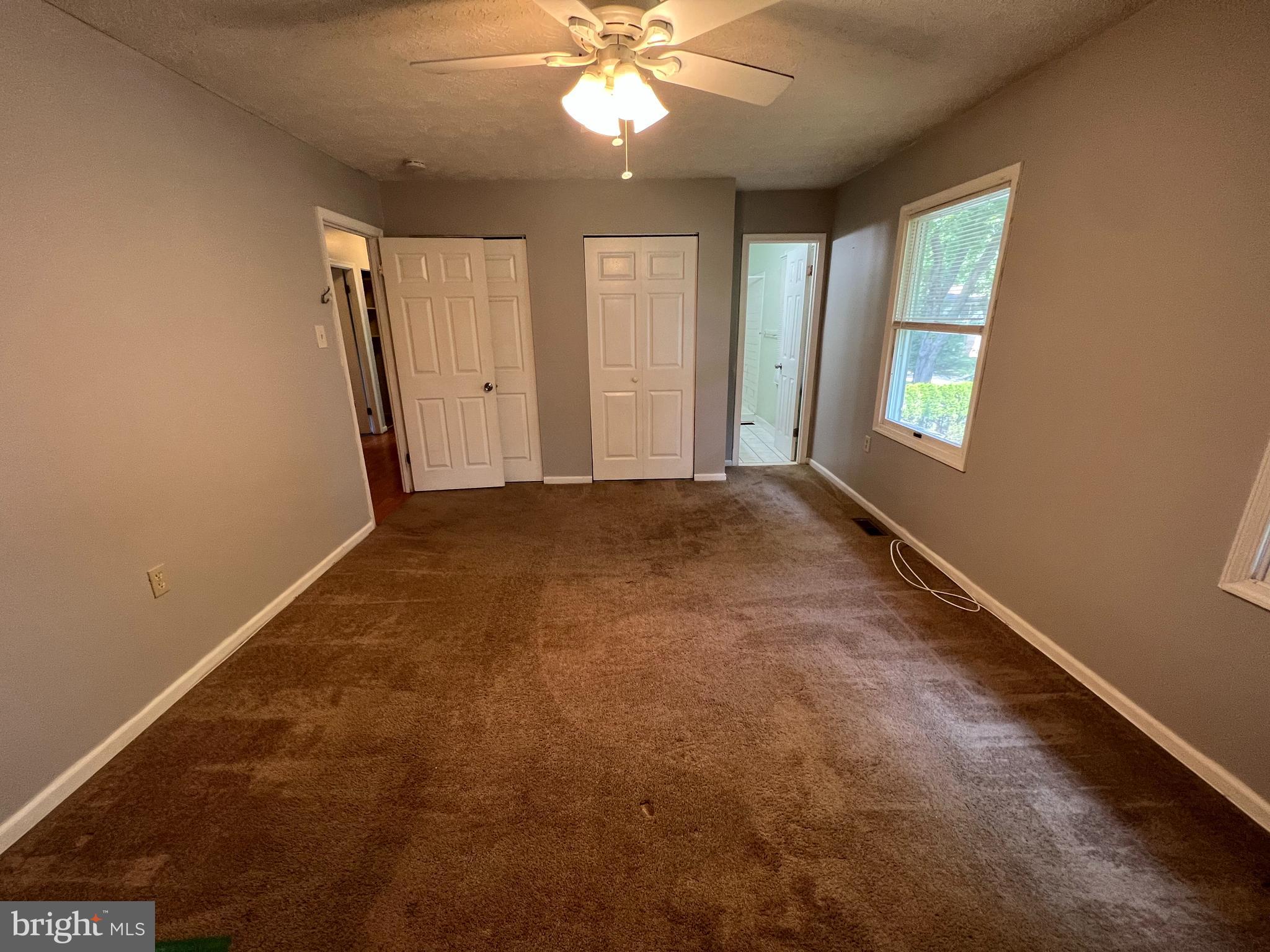 VILLAGE OF OWEN BROWN - Residential Lease