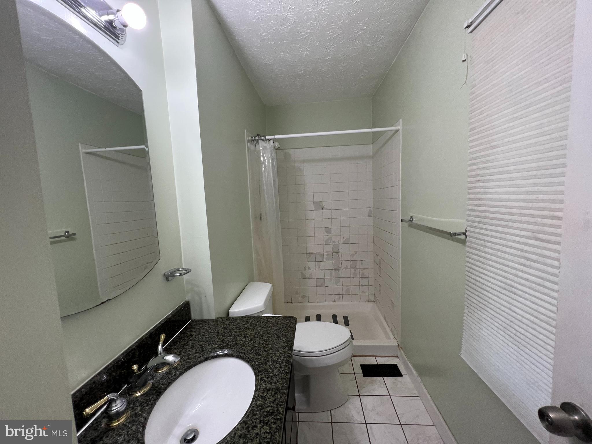 VILLAGE OF OWEN BROWN - Residential Lease