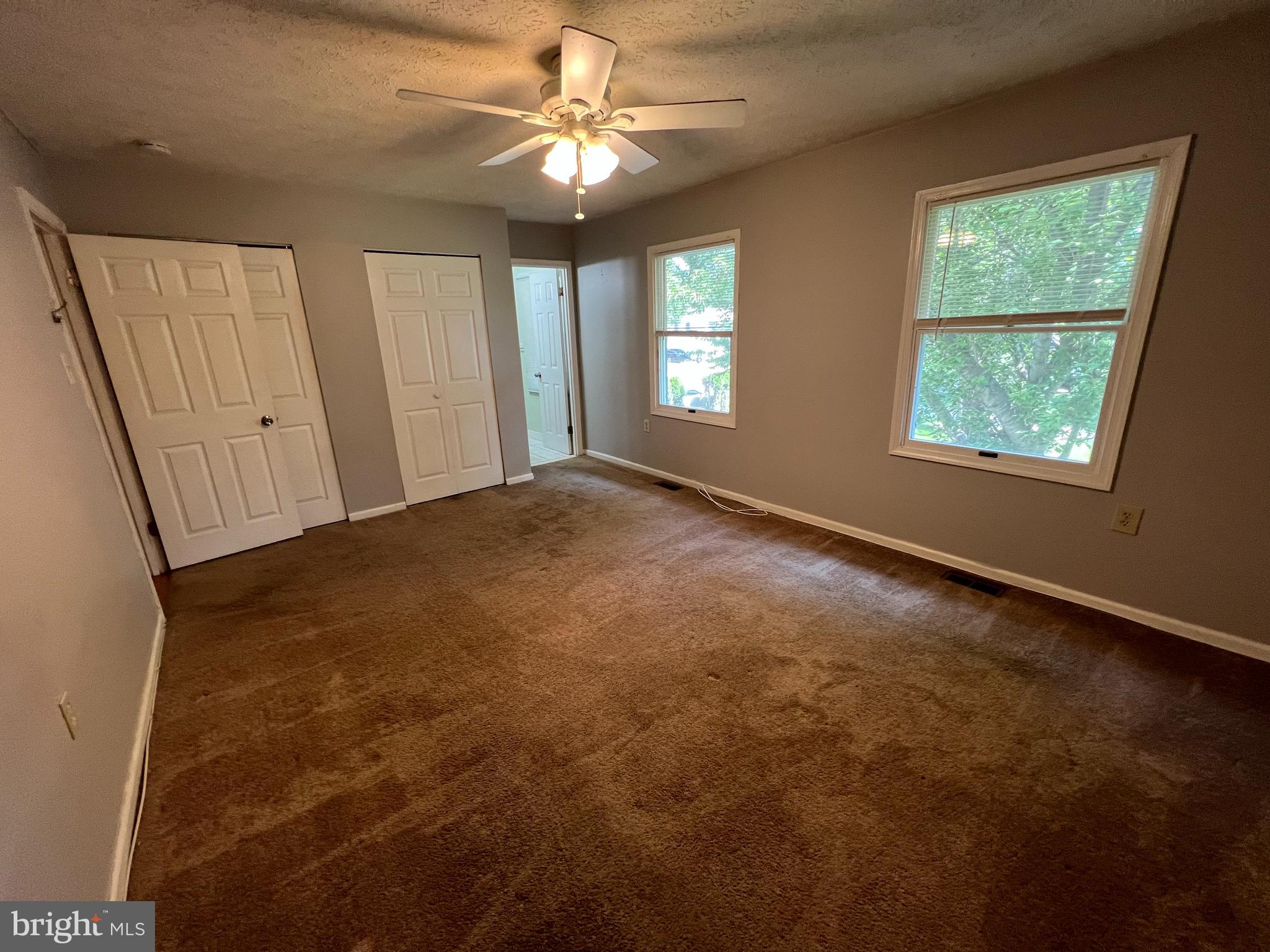 VILLAGE OF OWEN BROWN - Residential Lease