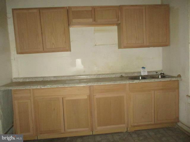 CHARLES VILLAGE - Residential