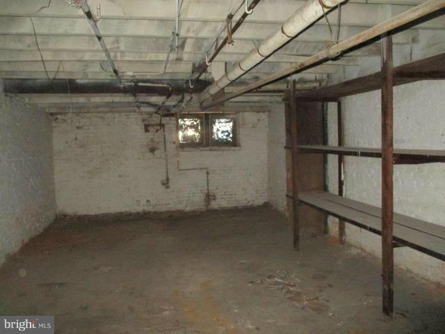 CHARLES VILLAGE - Residential