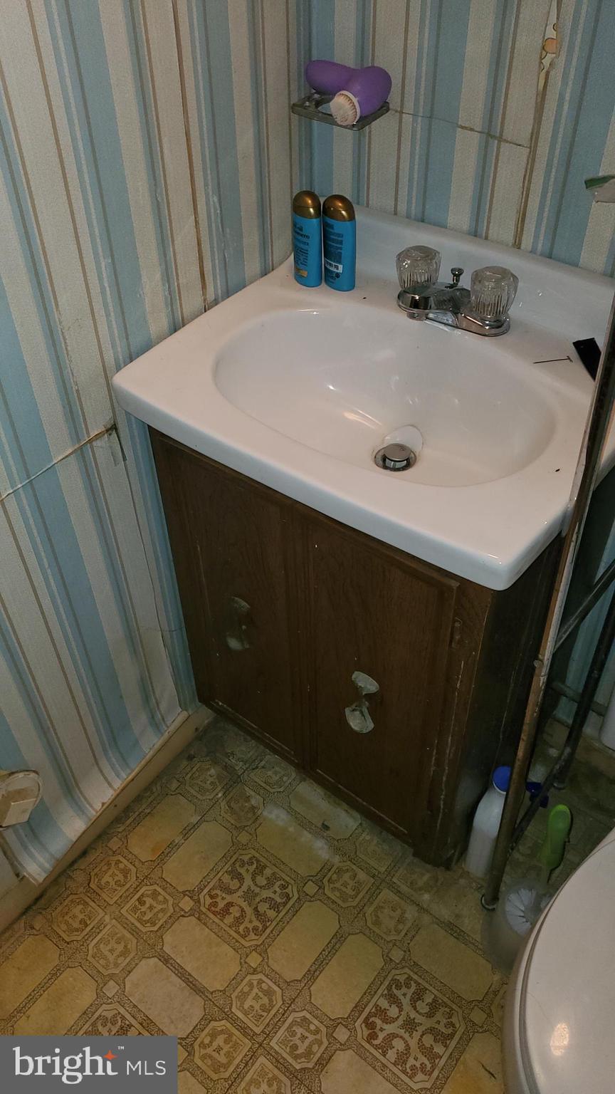 STILLMEADOWS CONDO - Residential