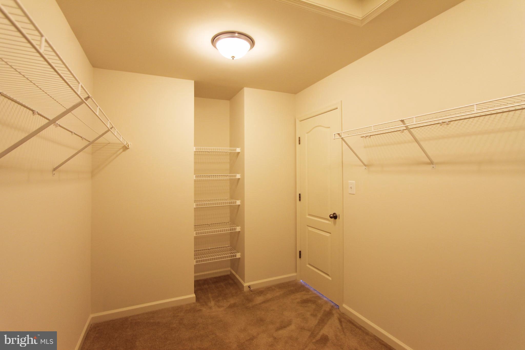 SHERIDAN ESTATES - Residential