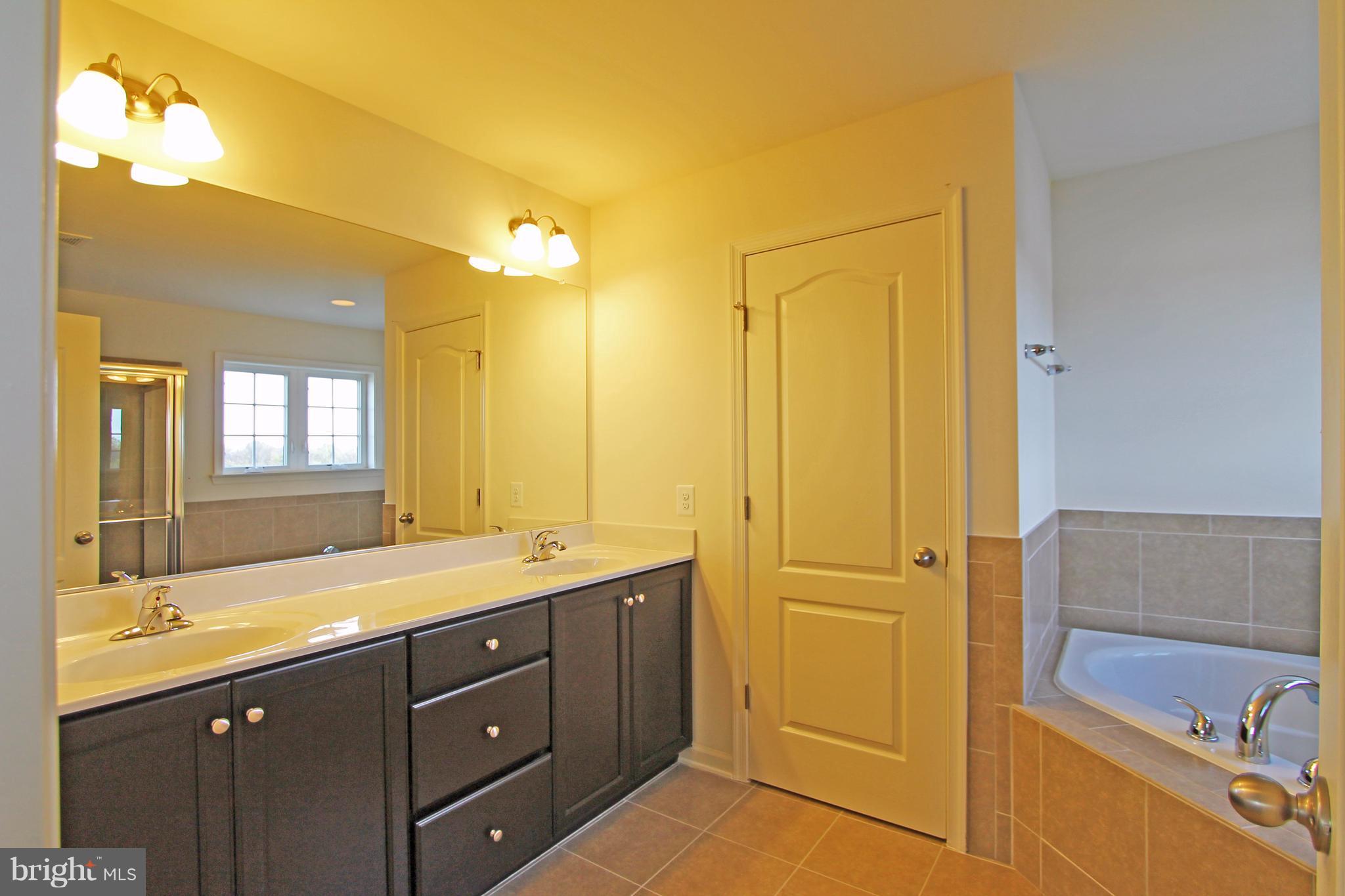 SHERIDAN ESTATES - Residential