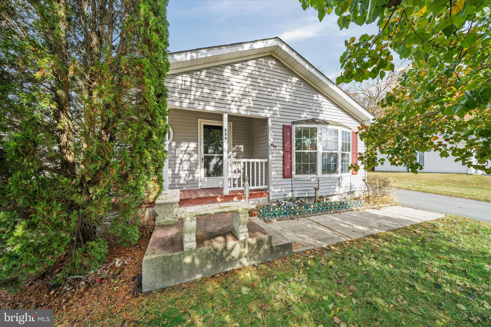 326 PERSIMMON CIRCLE W 326