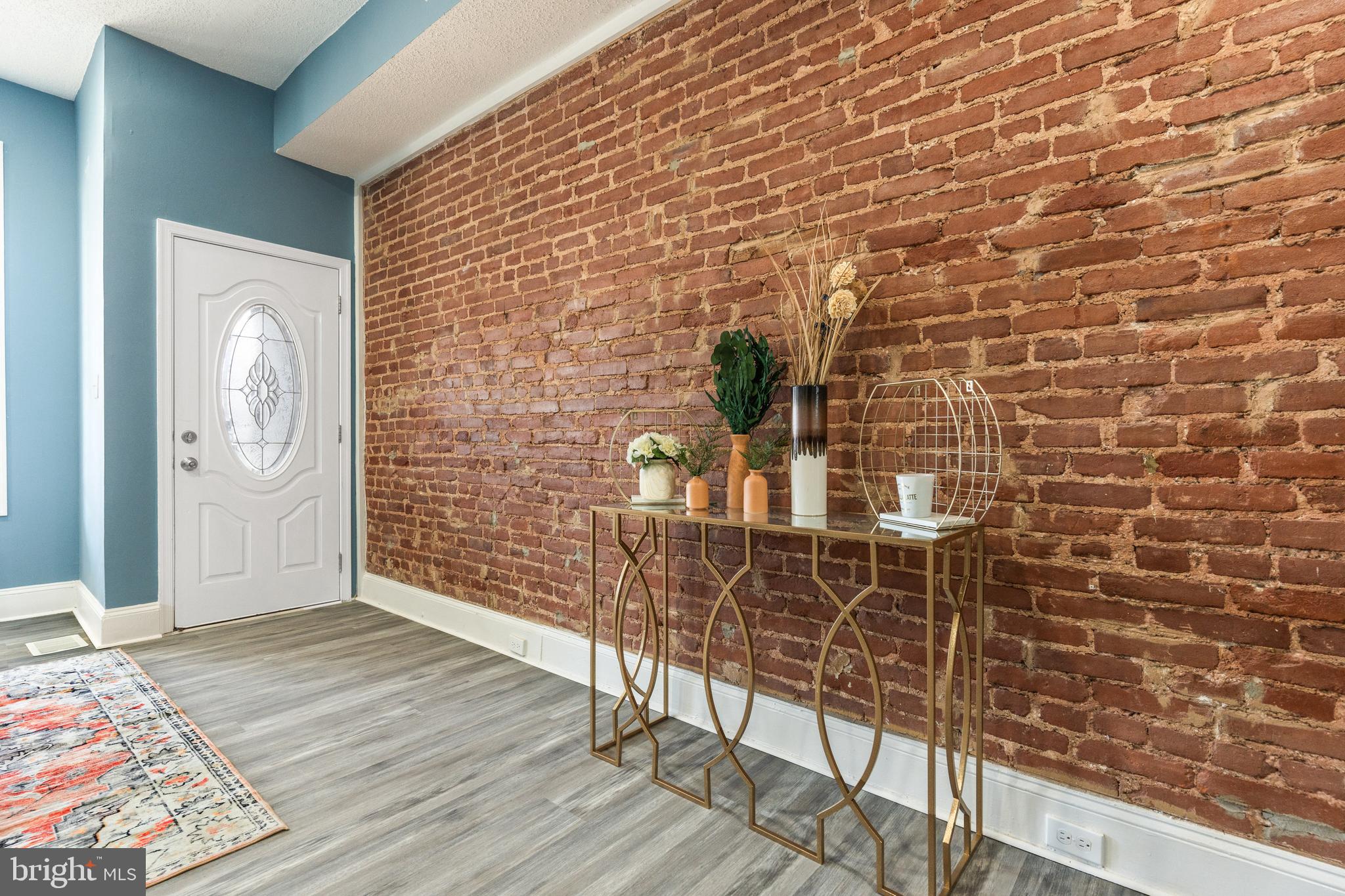 PARK CIRCLE - Residential