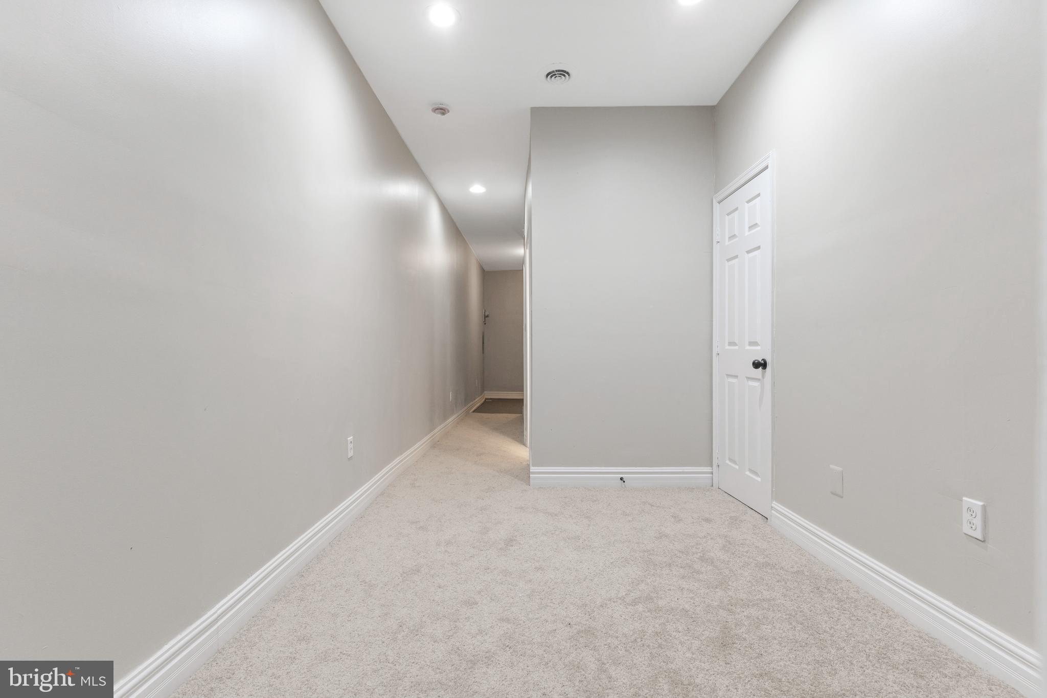 PARK CIRCLE - Residential