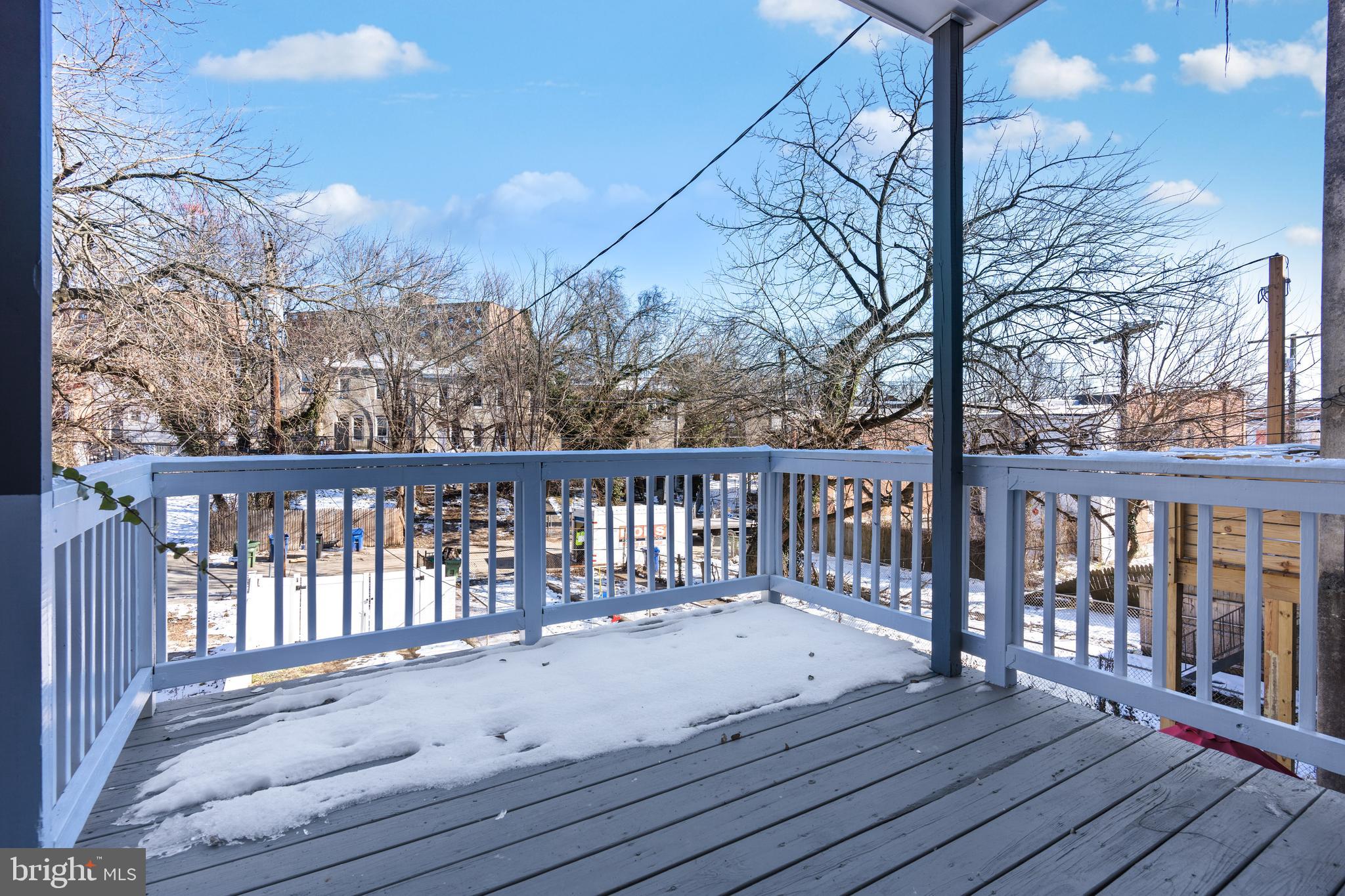 PARK CIRCLE - Residential