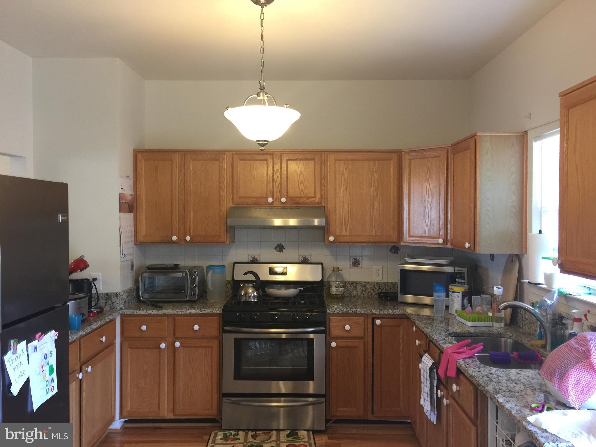 CENTRE RIDGE LAND BAY - Residential Lease