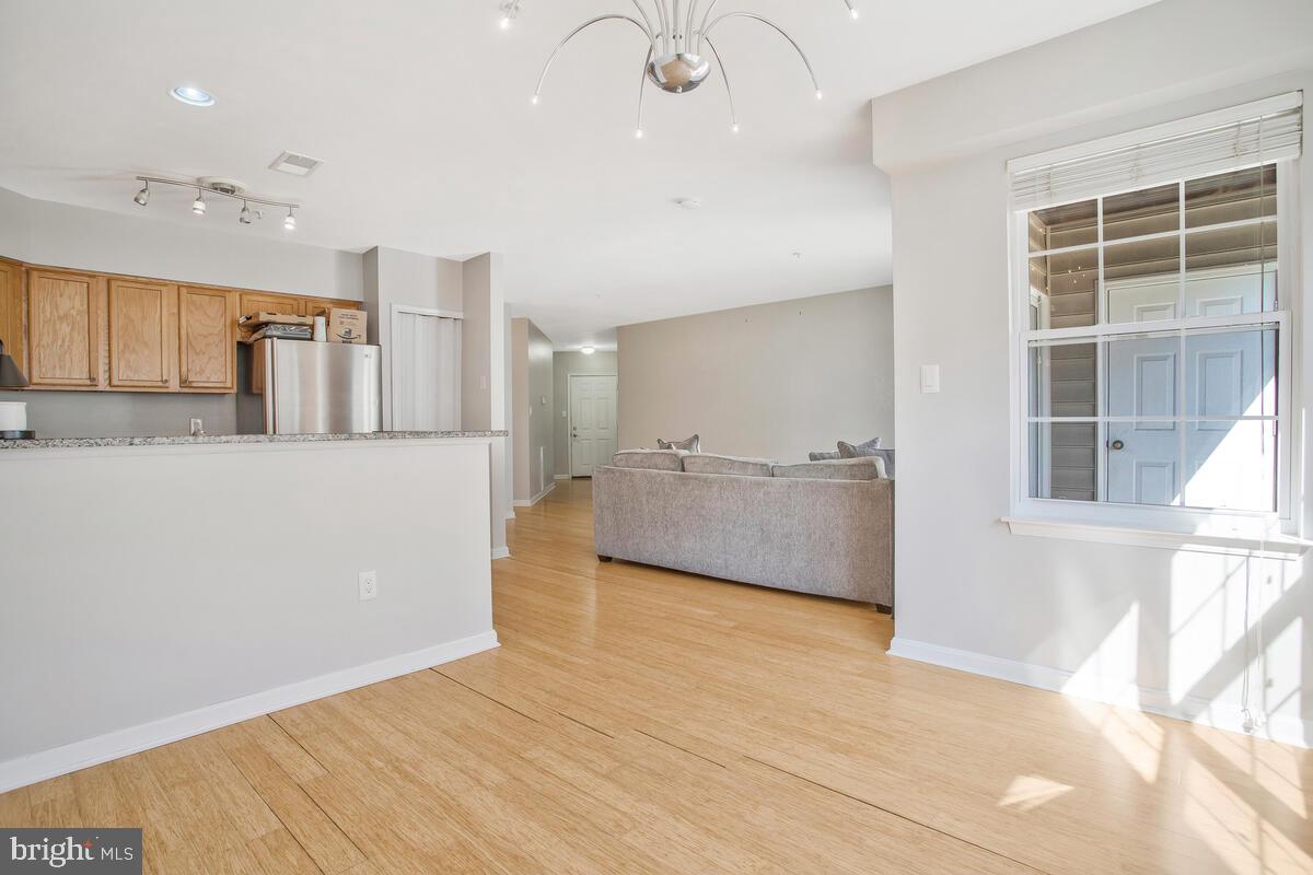 SEVEN OAKS - Residential