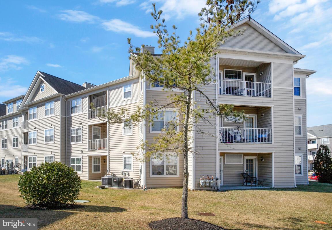 SEVEN OAKS - Residential