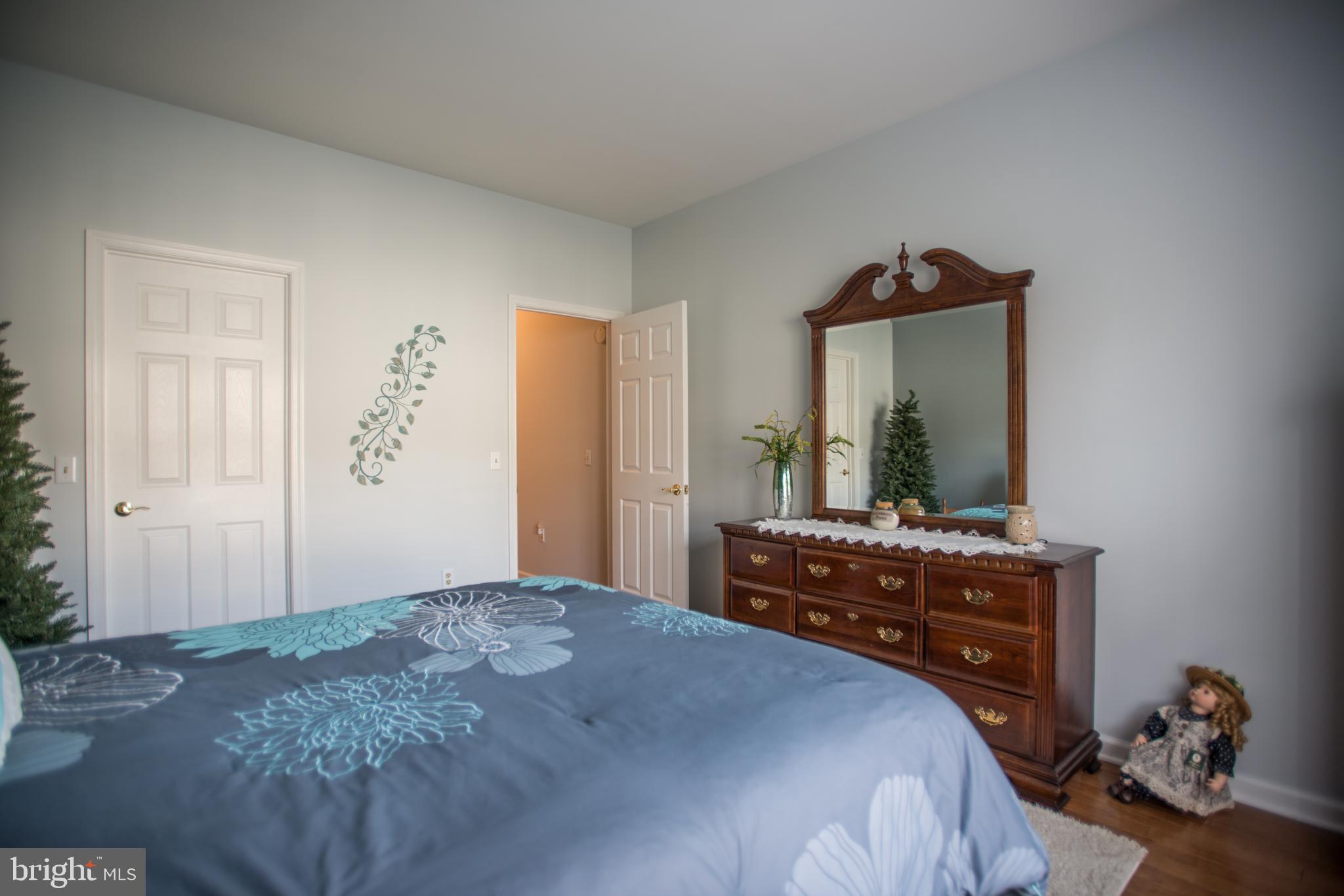 WESLEY MEWS - Residential