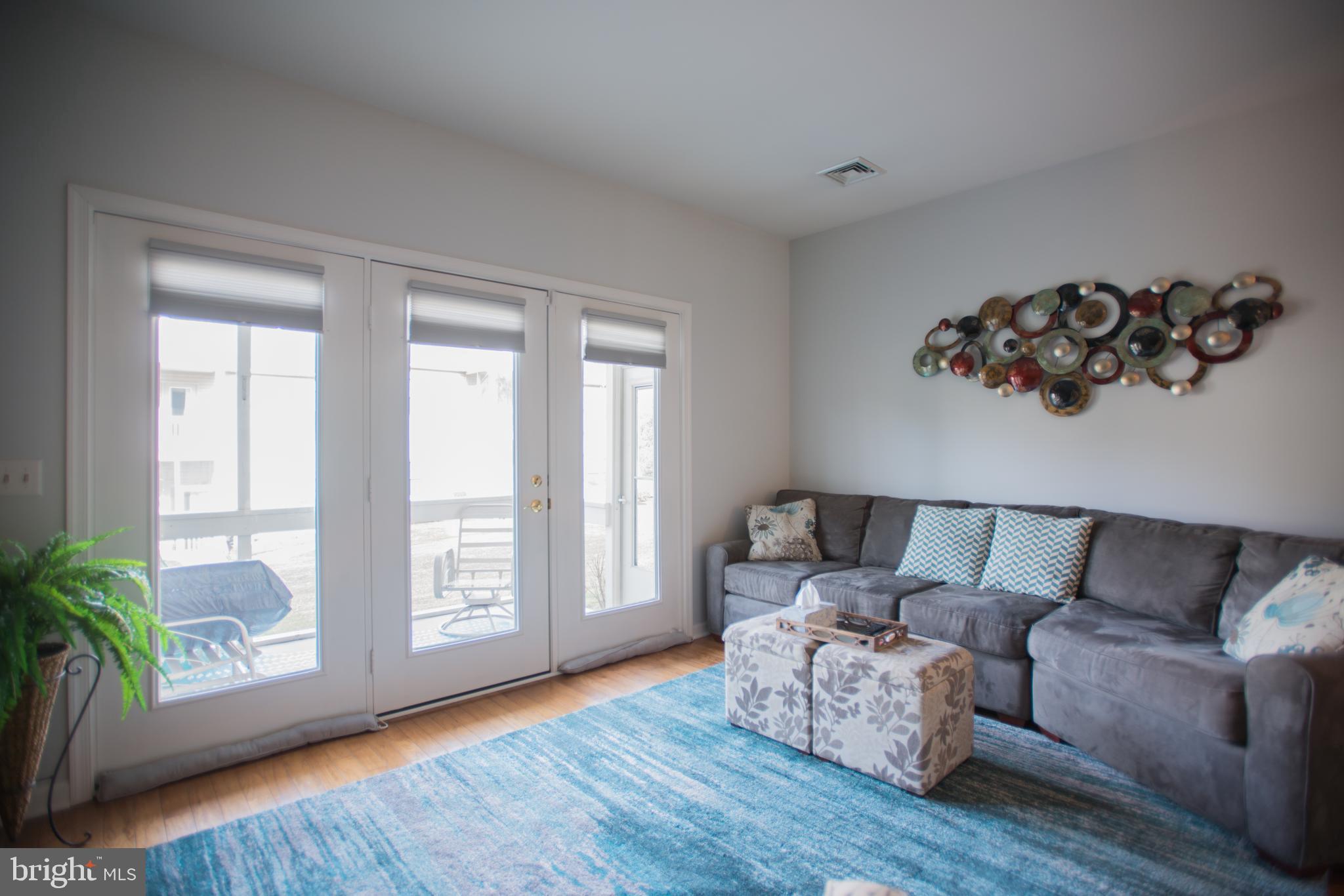 WESLEY MEWS - Residential